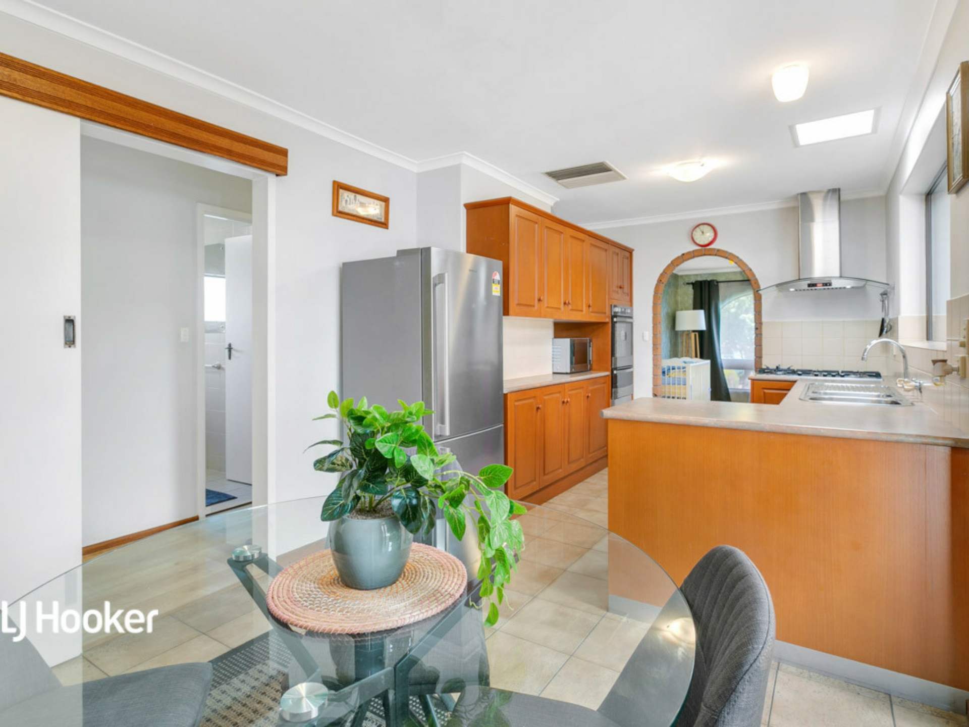 24 Yurlondi Drive, SURREY DOWNS