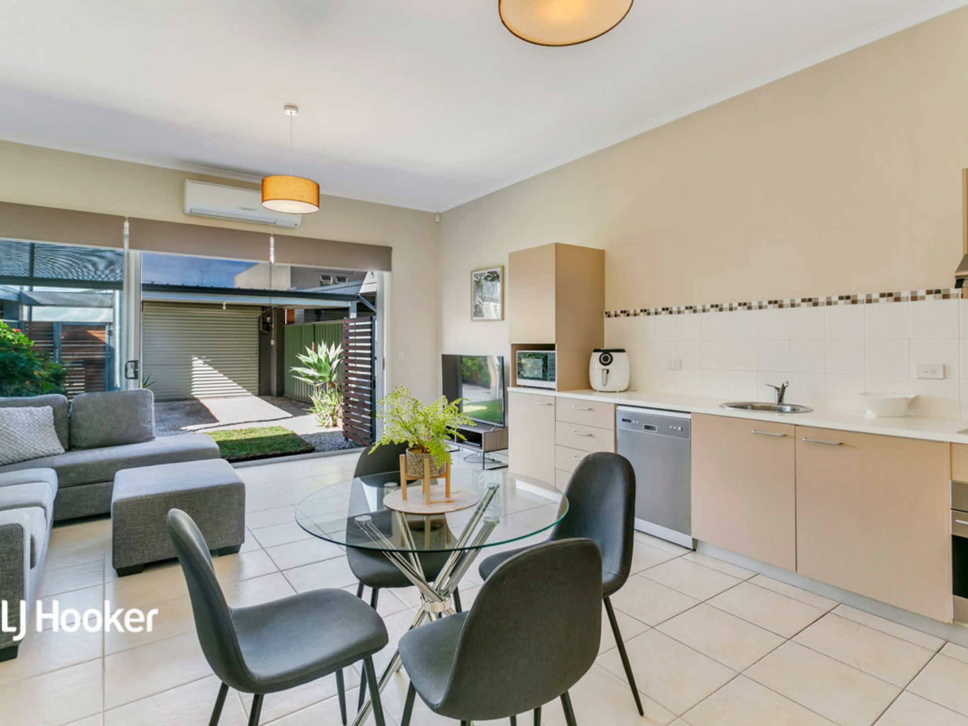 14 Hindmarsh Circuit Mawson Lakes SA