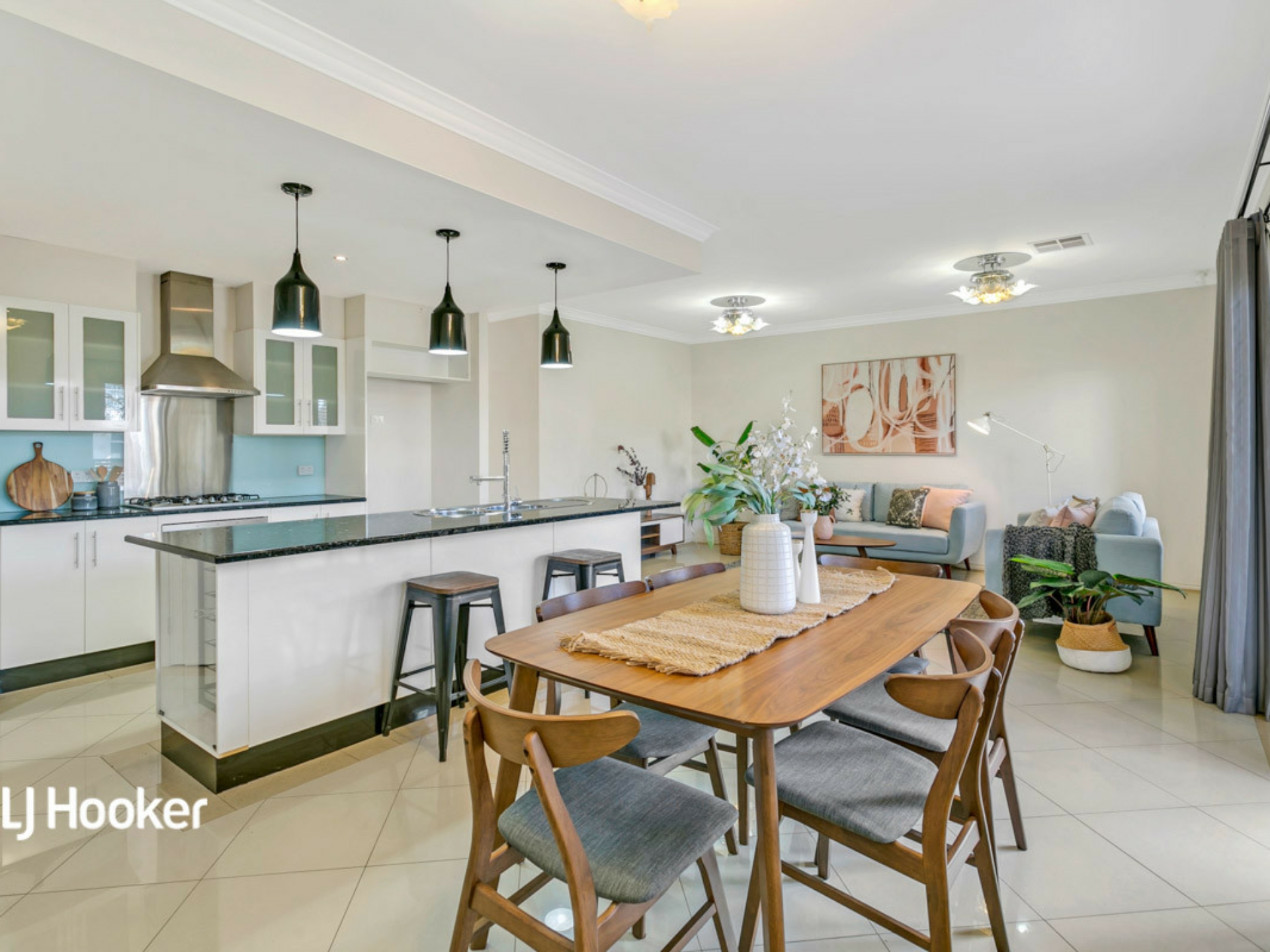 4 Mowbray Street, Mawson Lakes