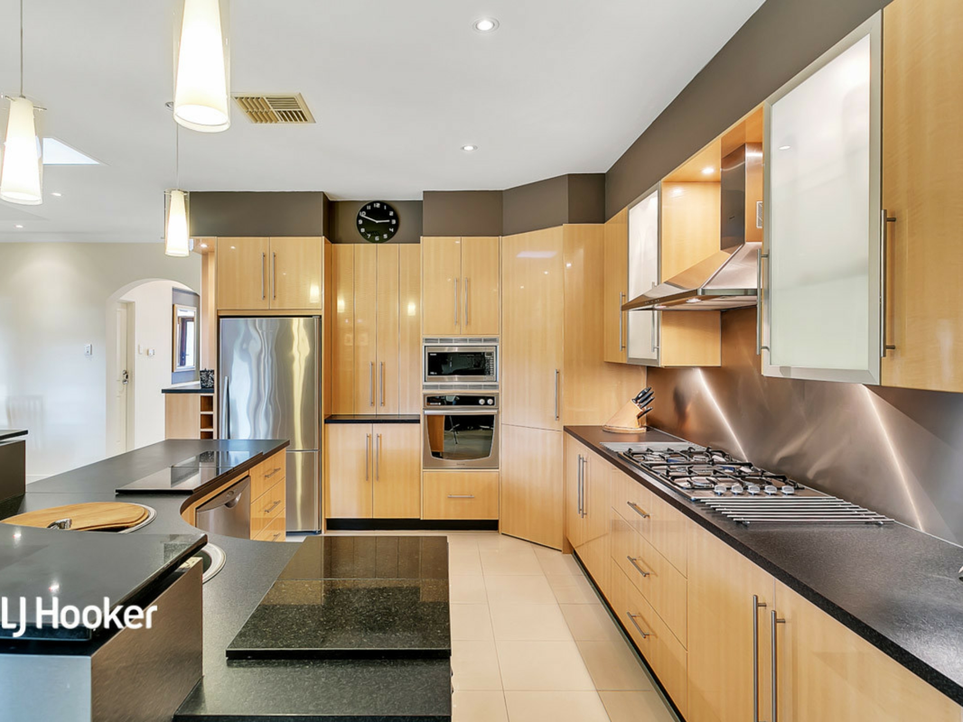 9 Spencer Court, MAWSON LAKES