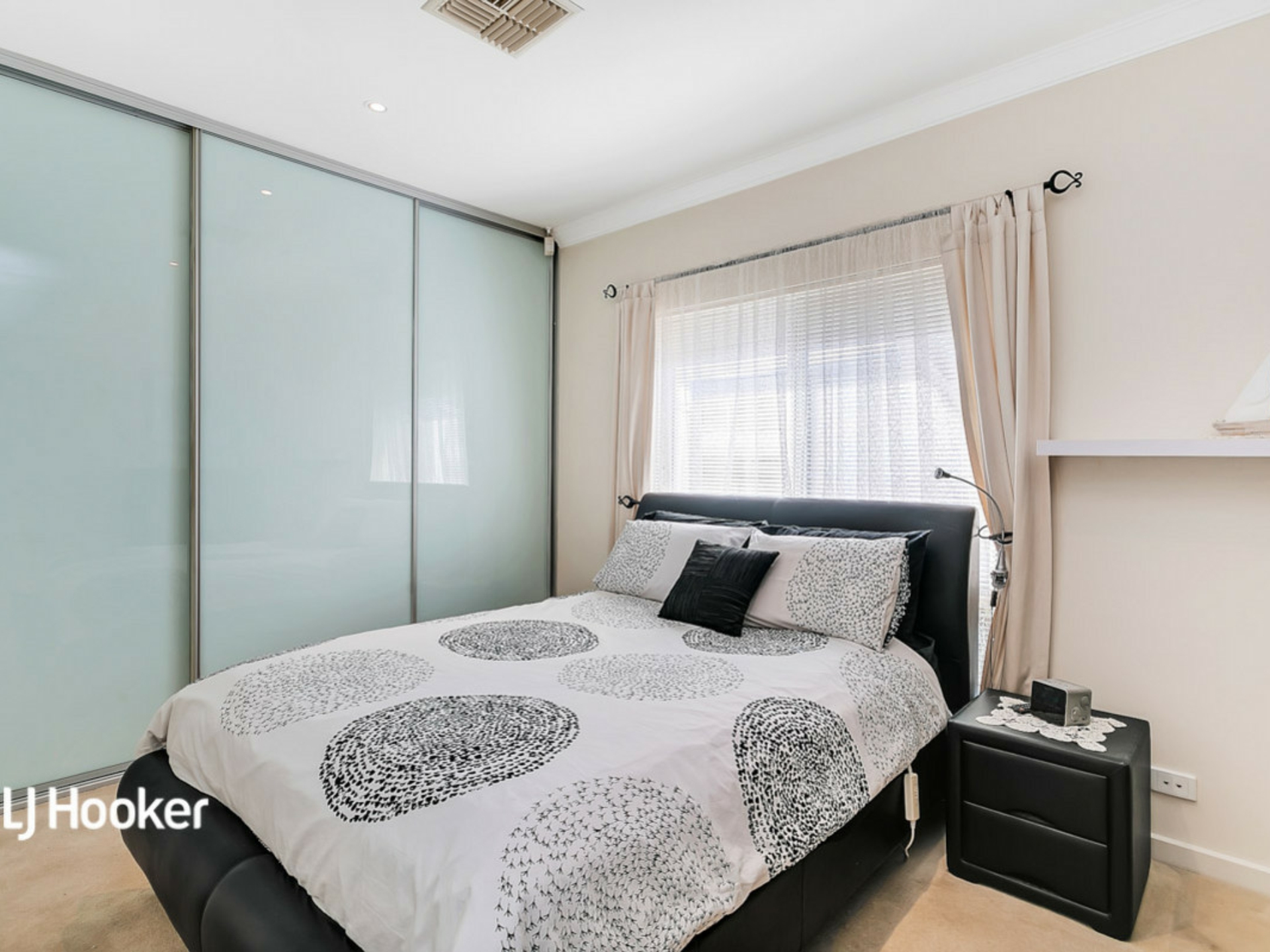 9 Spencer Court, MAWSON LAKES