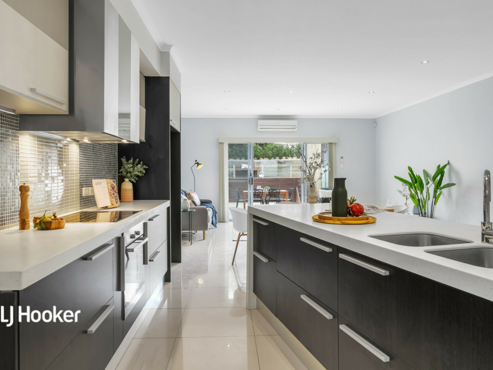 37 MacMillan Avenue, MAWSON LAKES