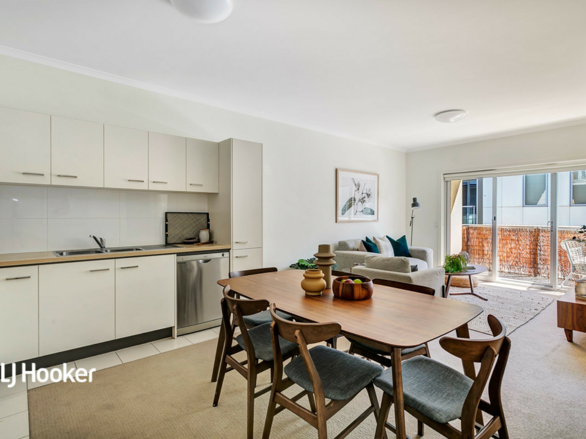 19/10-16 Light Common, MAWSON LAKES