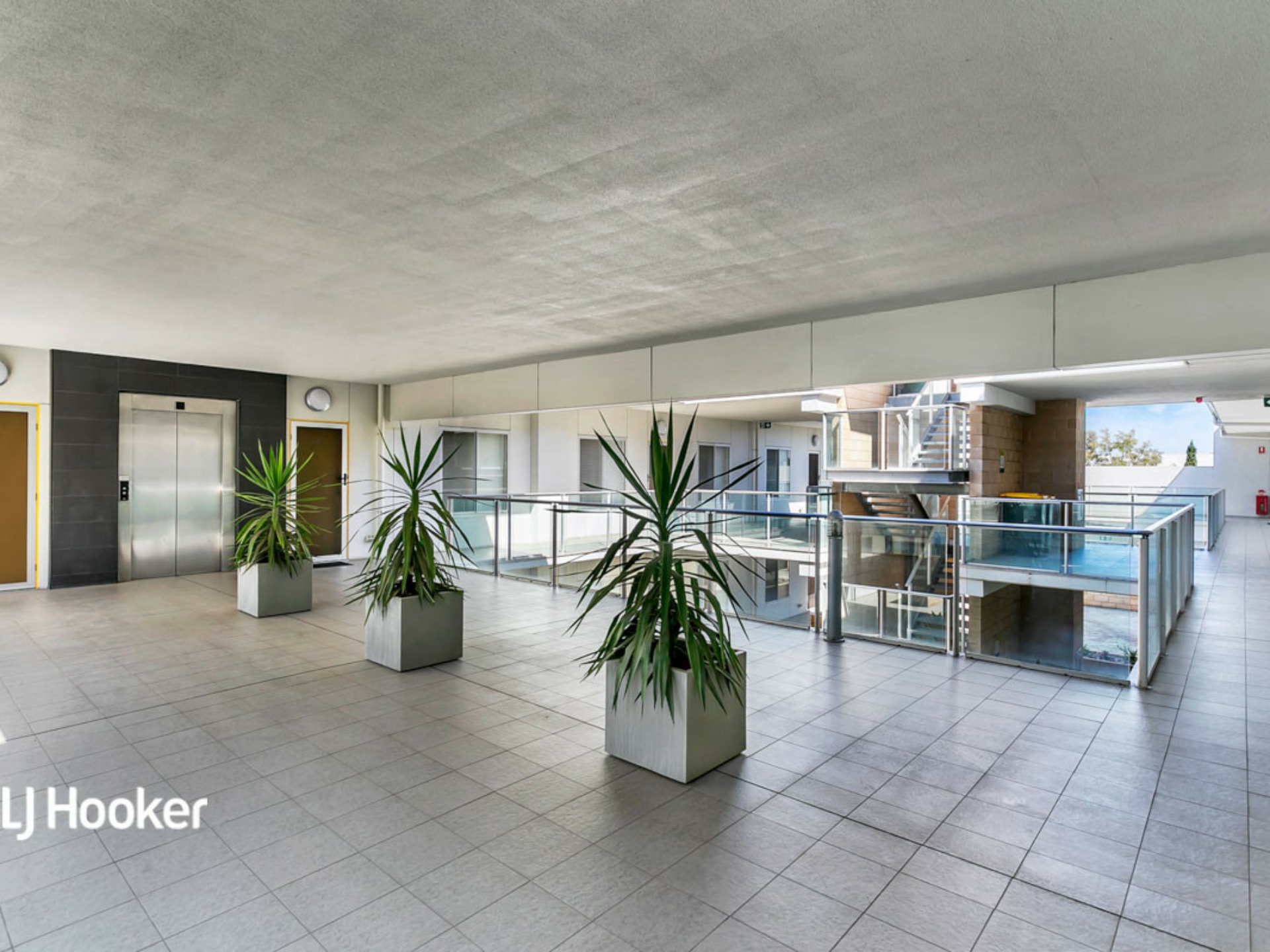 19/10-16 Light Common, MAWSON LAKES