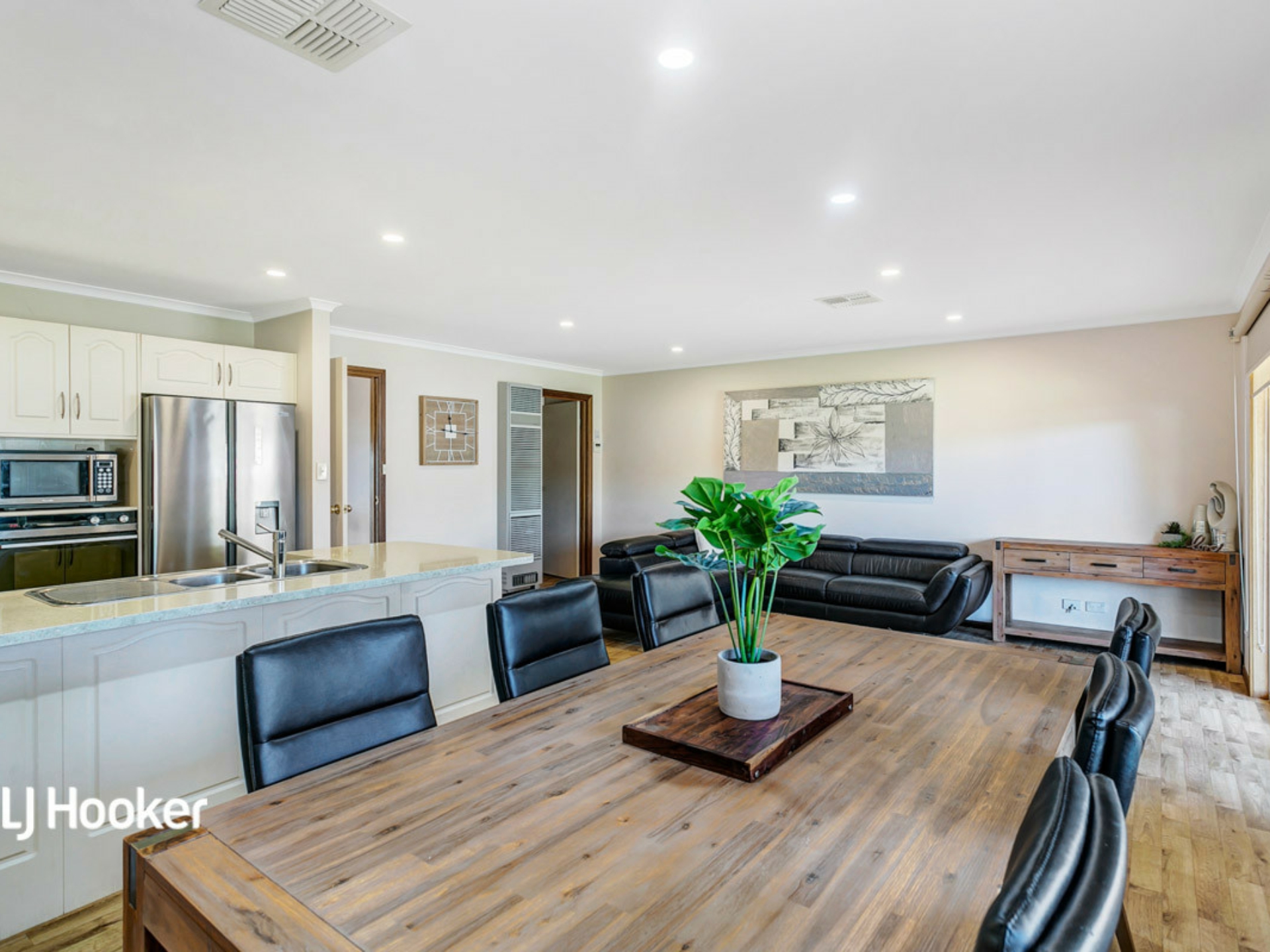 4 Charlton Court, GOLDEN GROVE