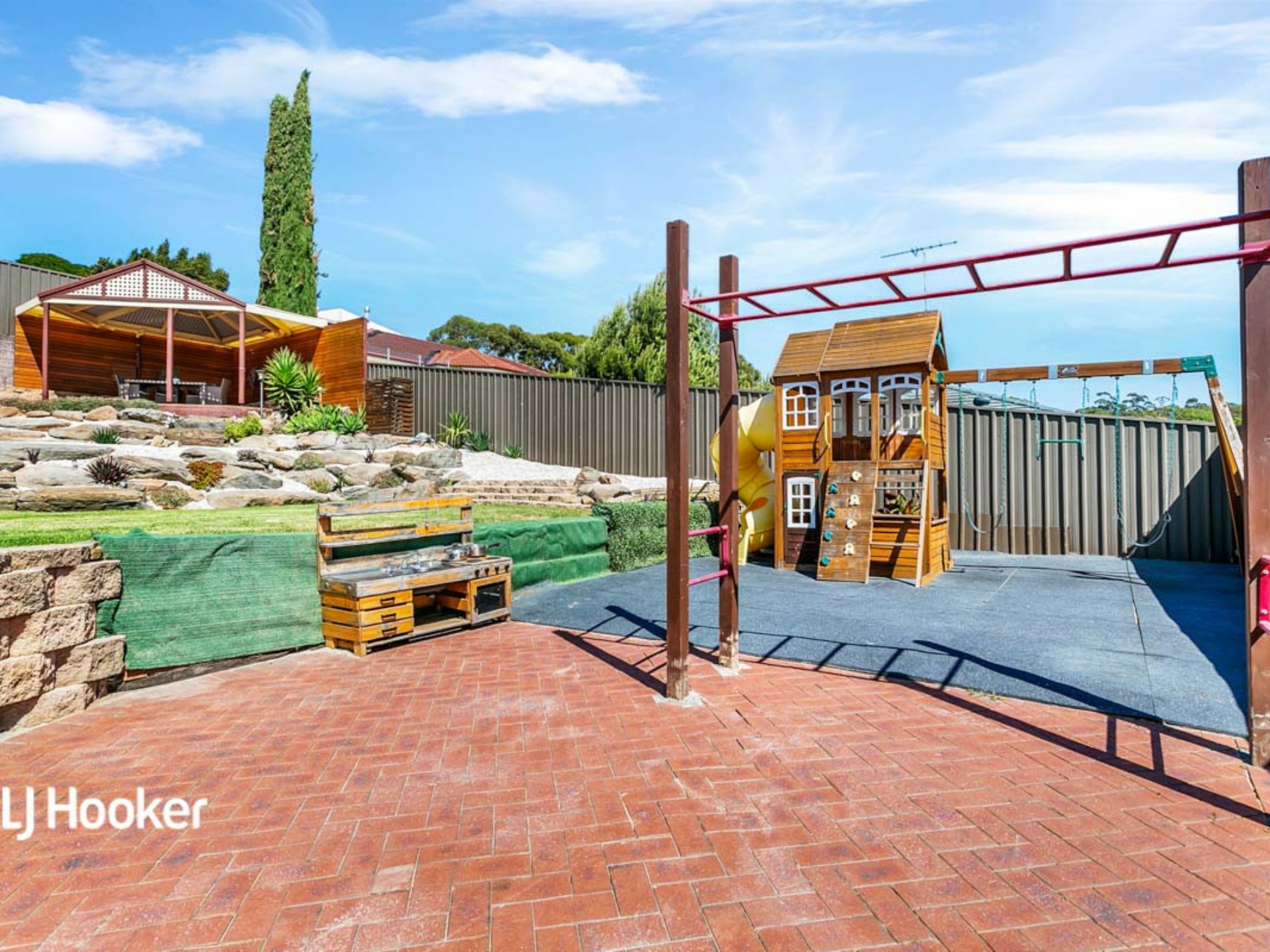 4 Charlton Court, GOLDEN GROVE