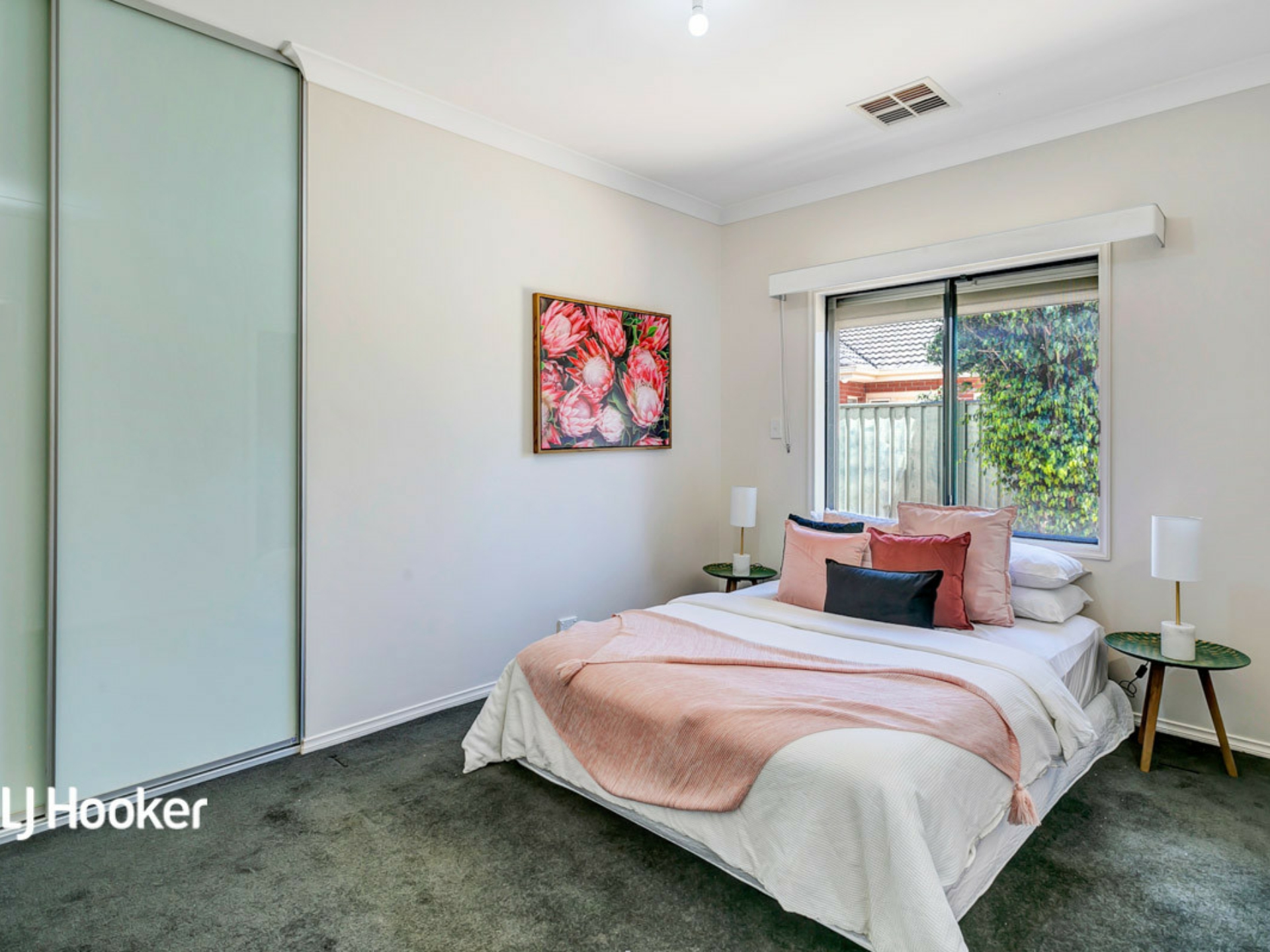 10 Hinchinbrook Avenue, MAWSON LAKES