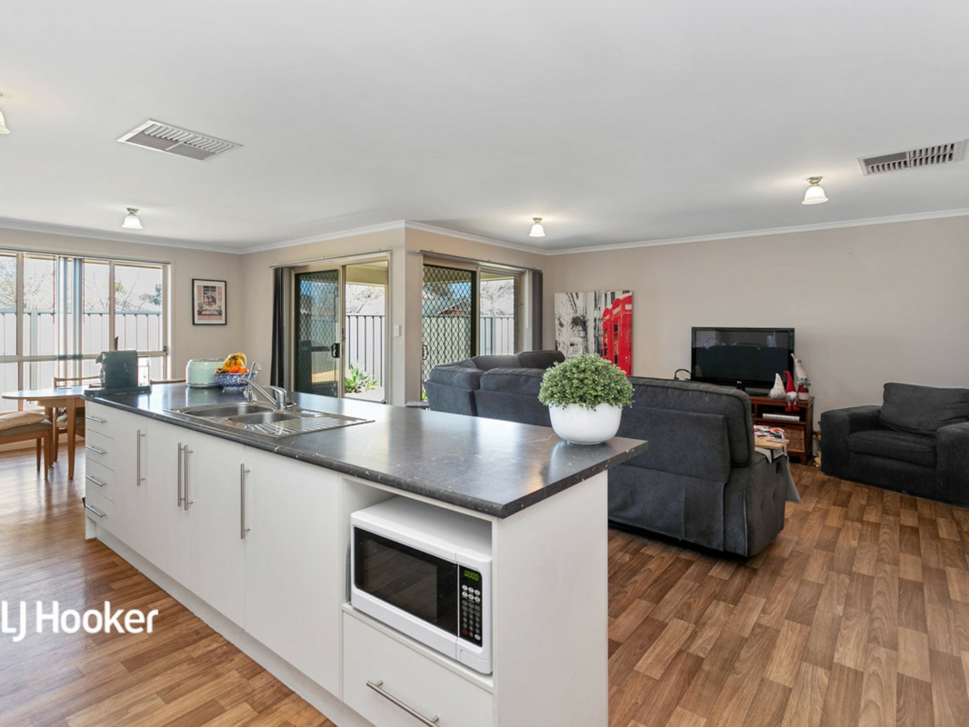 10 Langhorne Street, ANDREWS FARM
