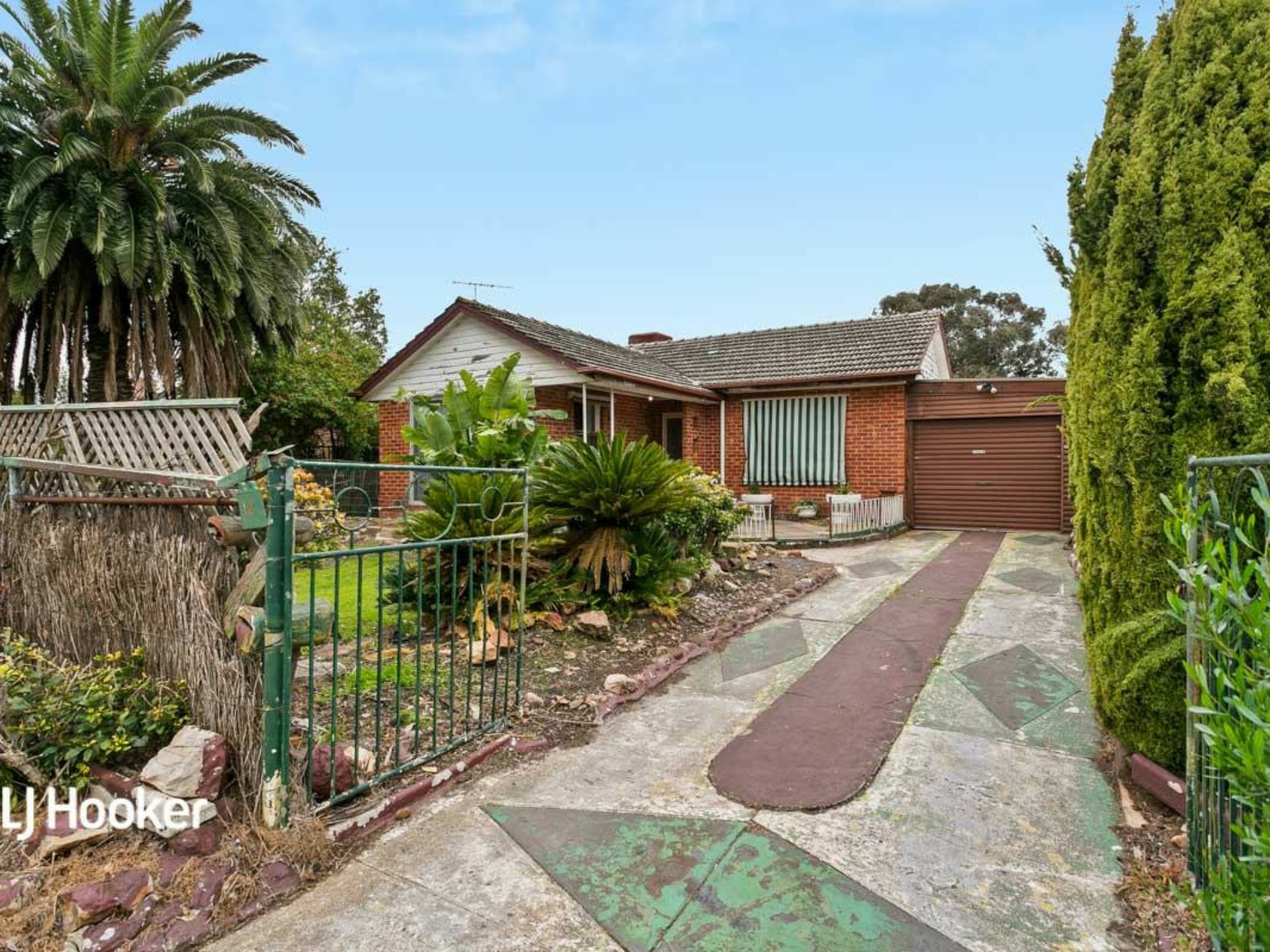 12 Bloomfield Crescent, Elizabeth Downs