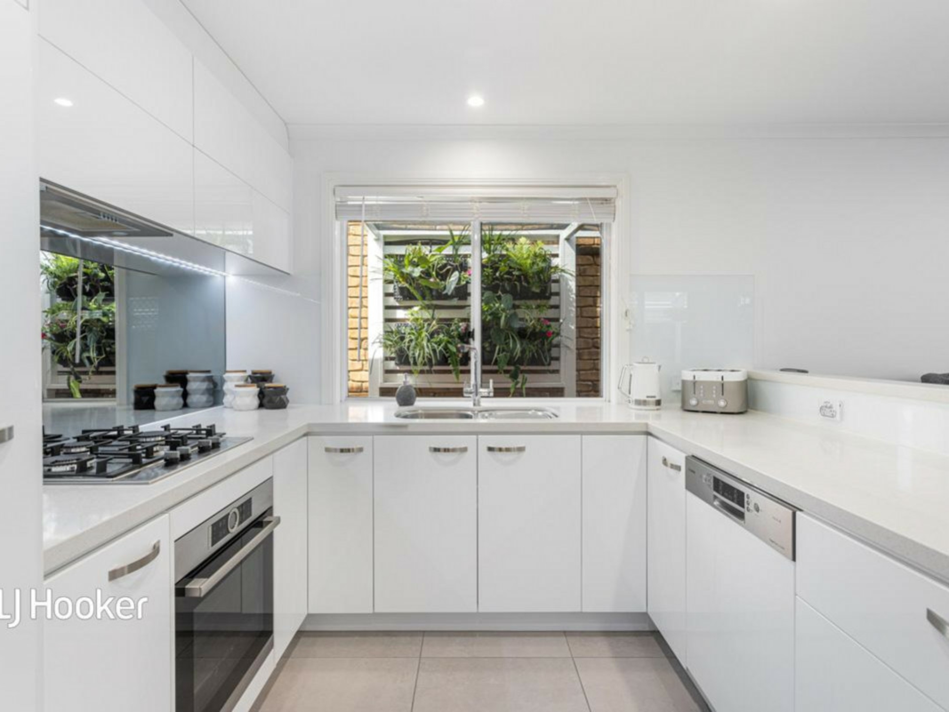 14 Mandarine Avenue, GOLDEN GROVE