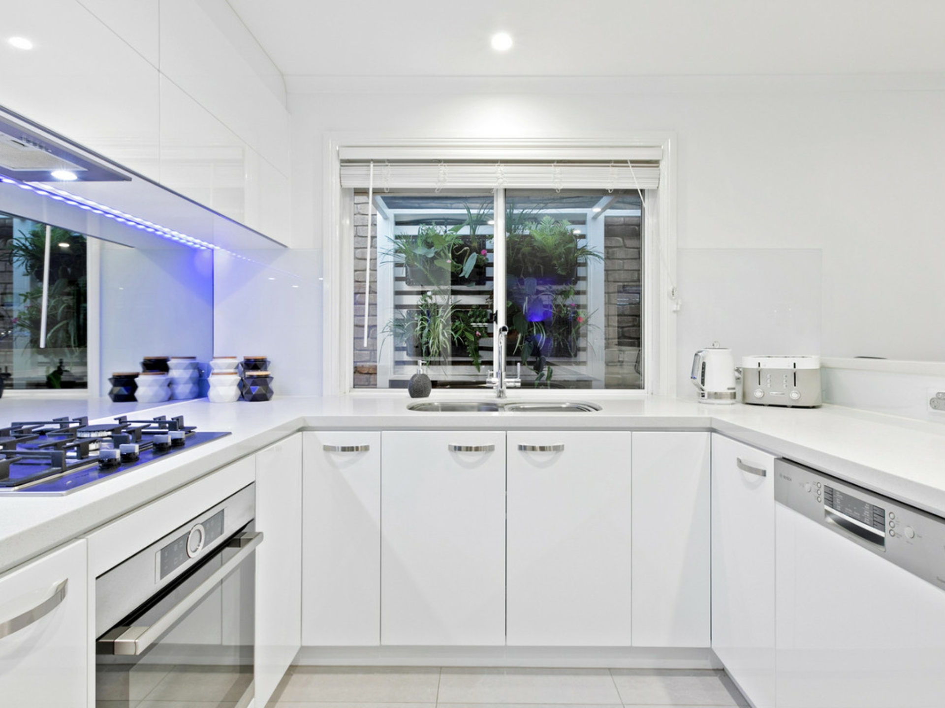 14 Mandarine Avenue, GOLDEN GROVE