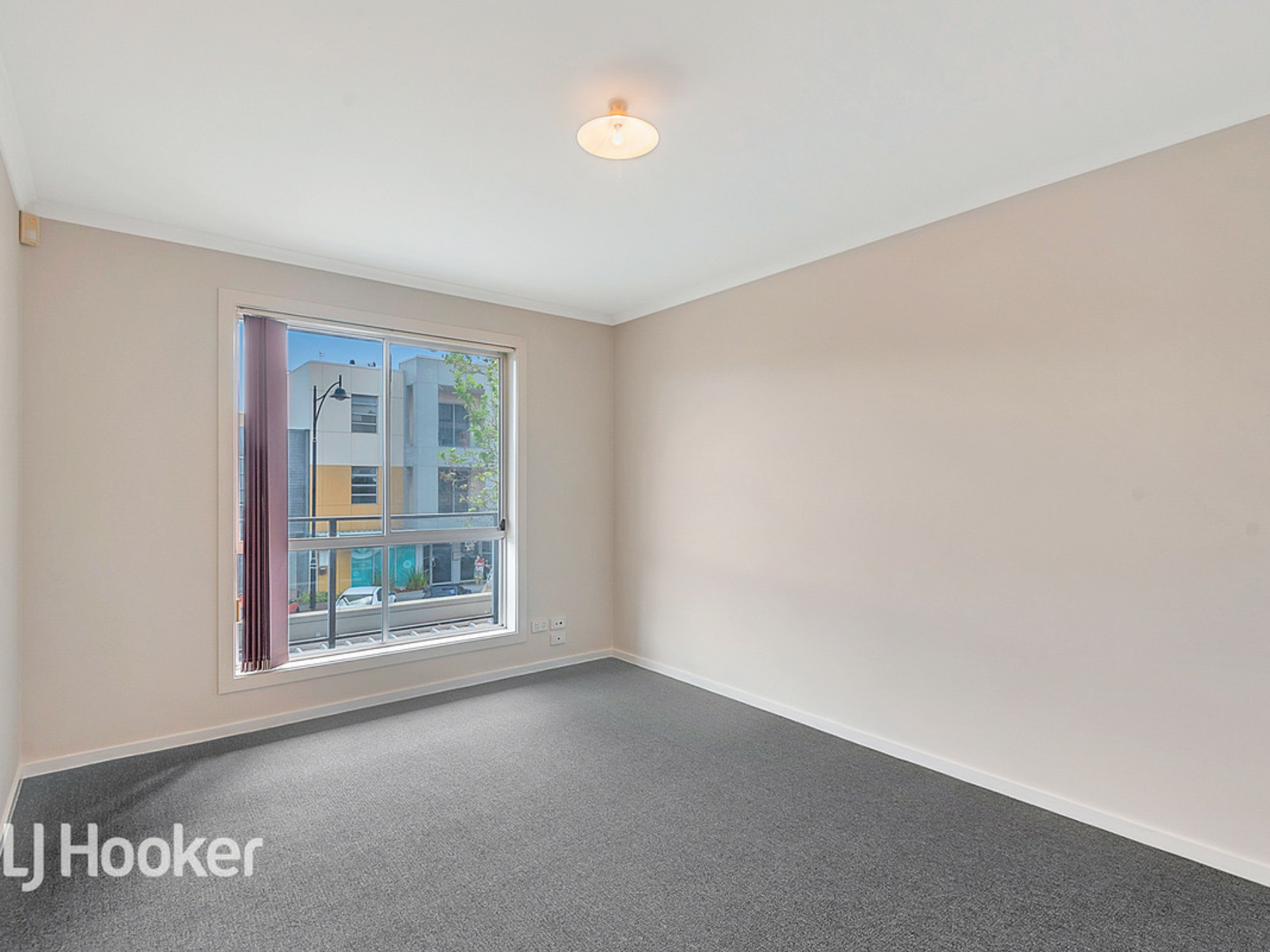 11/13 - 19 Hurtle Parade, MAWSON LAKES
