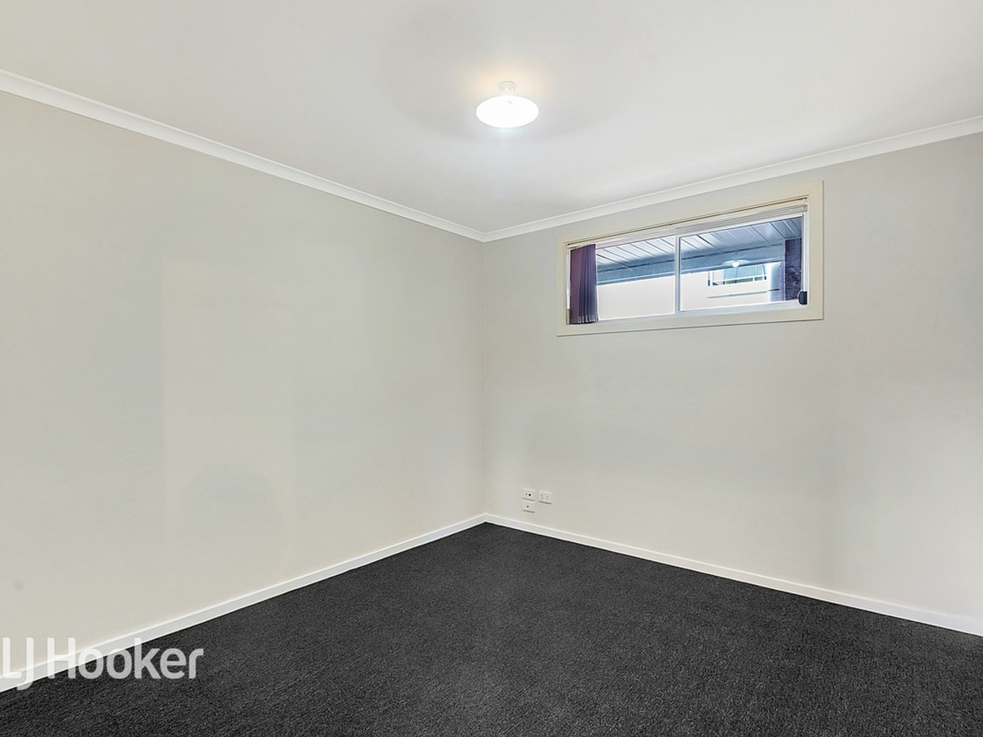 11/13 - 19 Hurtle Parade, MAWSON LAKES