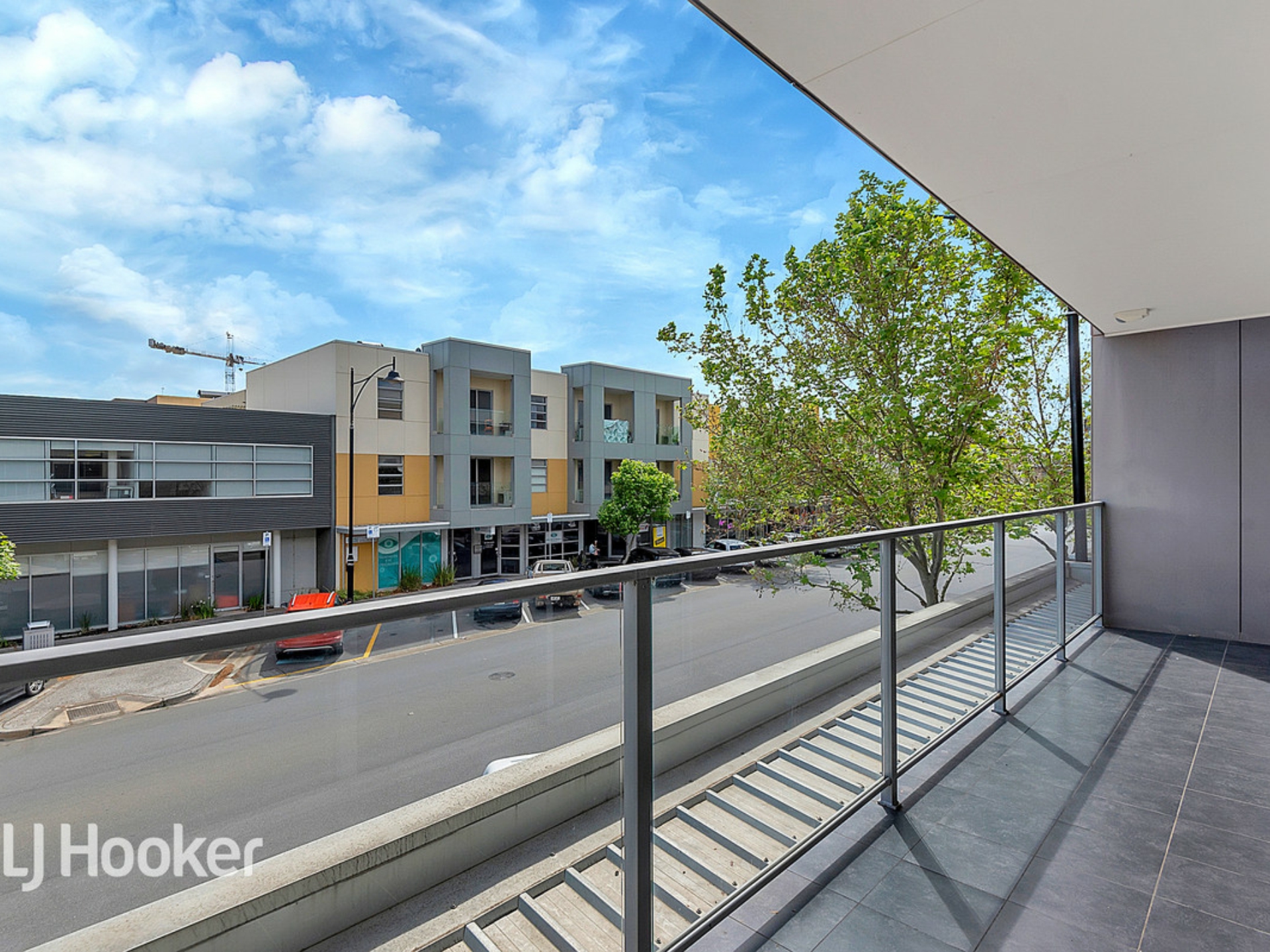 11/13 - 19 Hurtle Parade, MAWSON LAKES