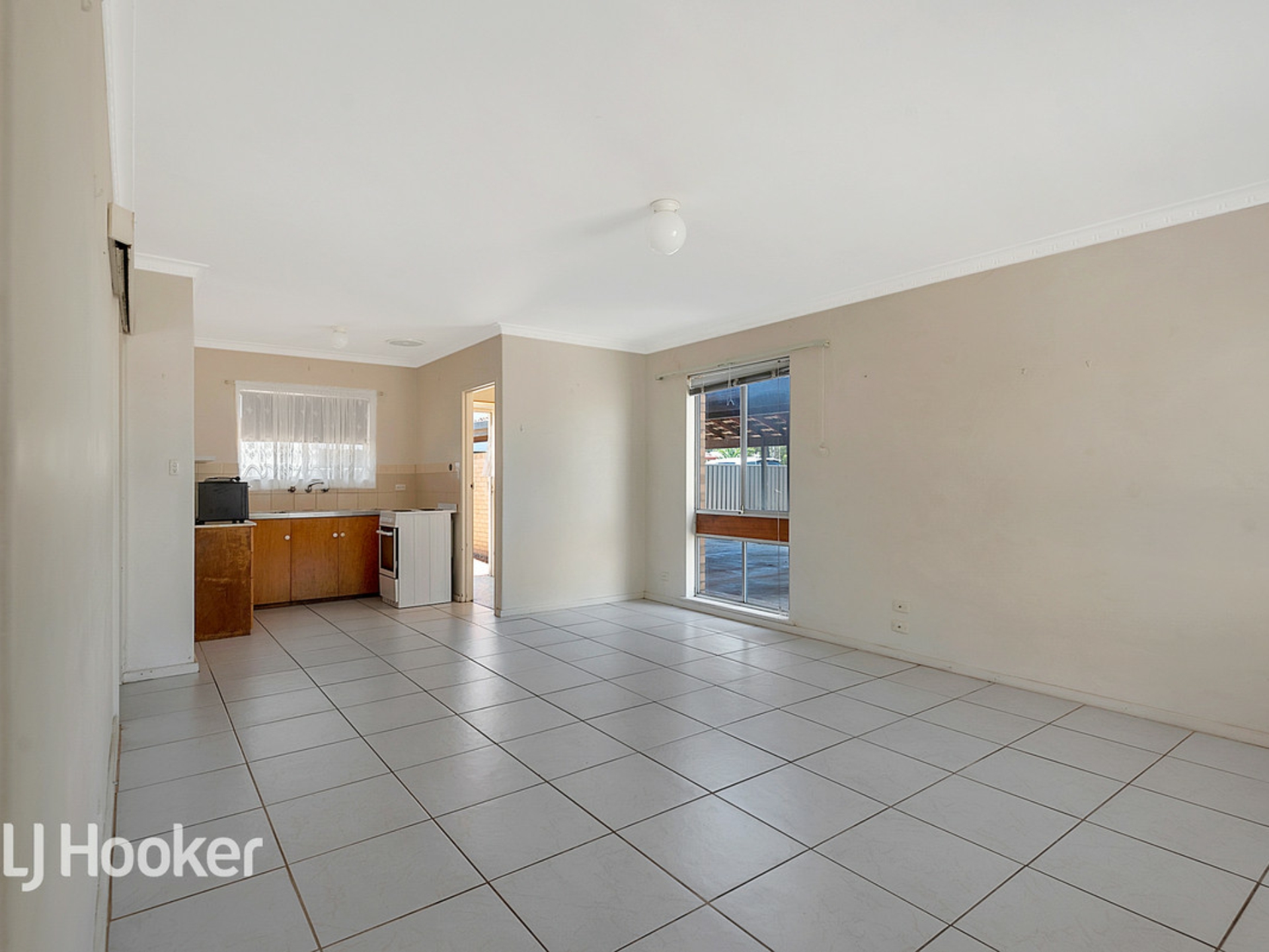 5/6 Commercial Road, SALISBURY