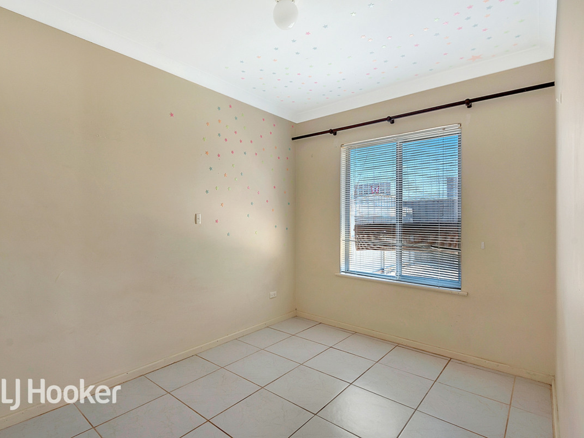 5/6 Commercial Road, SALISBURY
