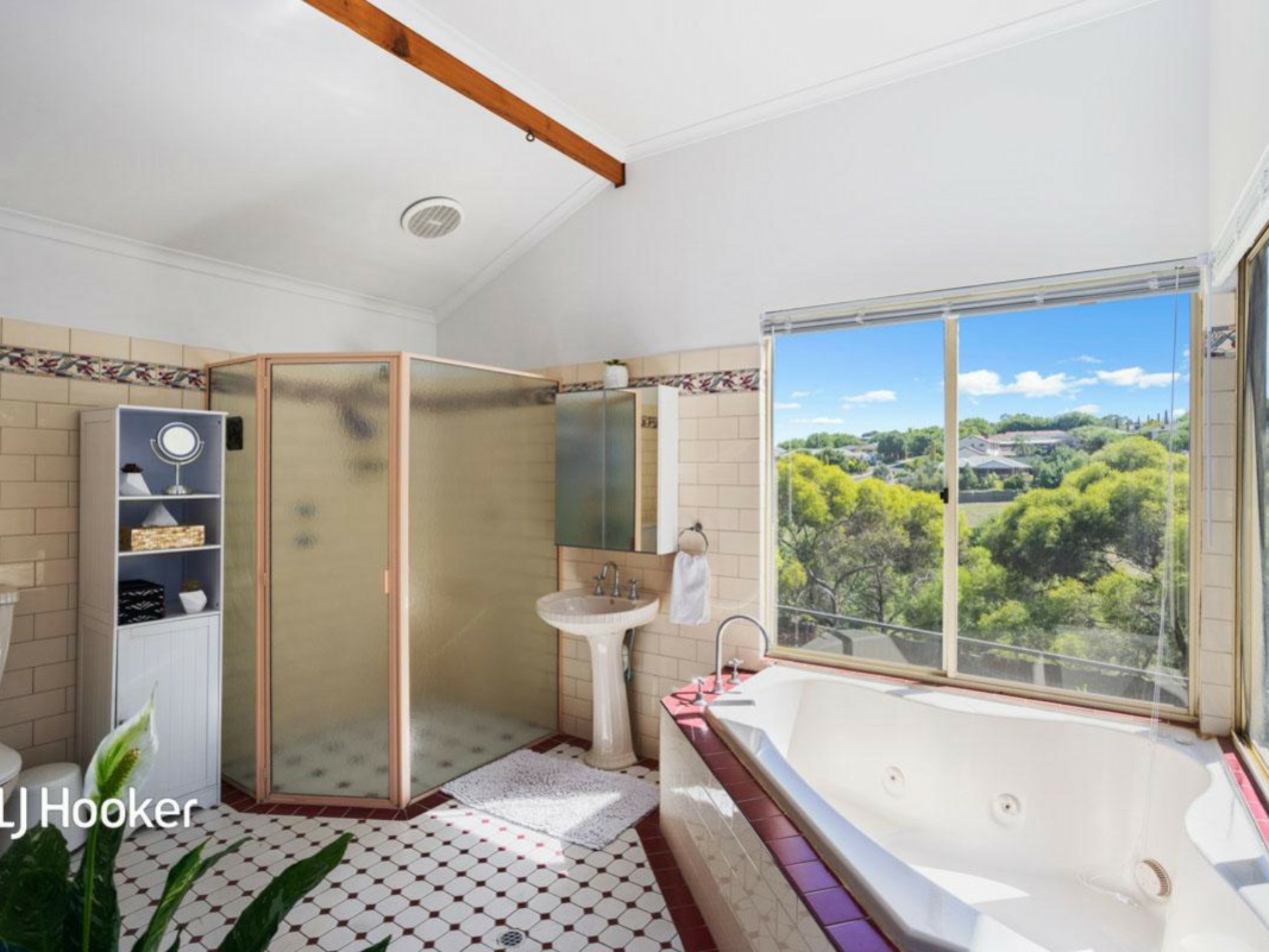 10 Mantua Court, GREENWITH