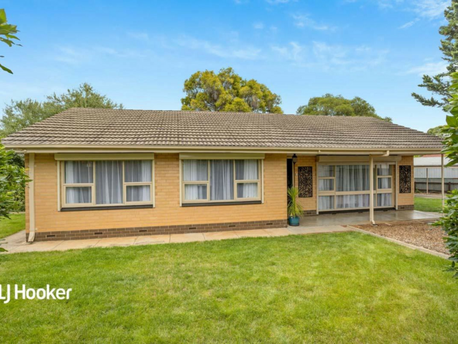789 North East Road, Valley View