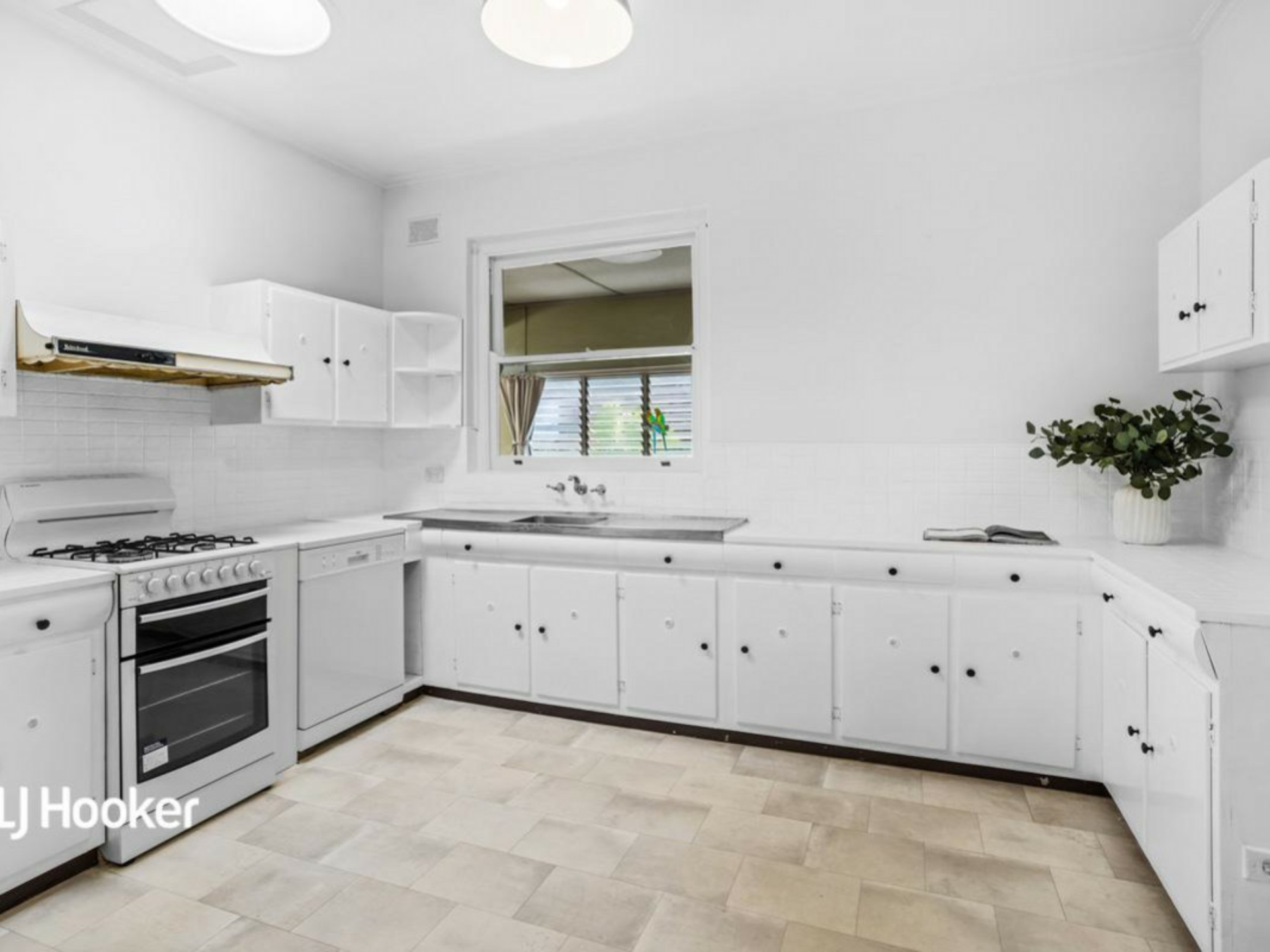 33 Brigalow Avenue, KENSINGTON GARDENS
