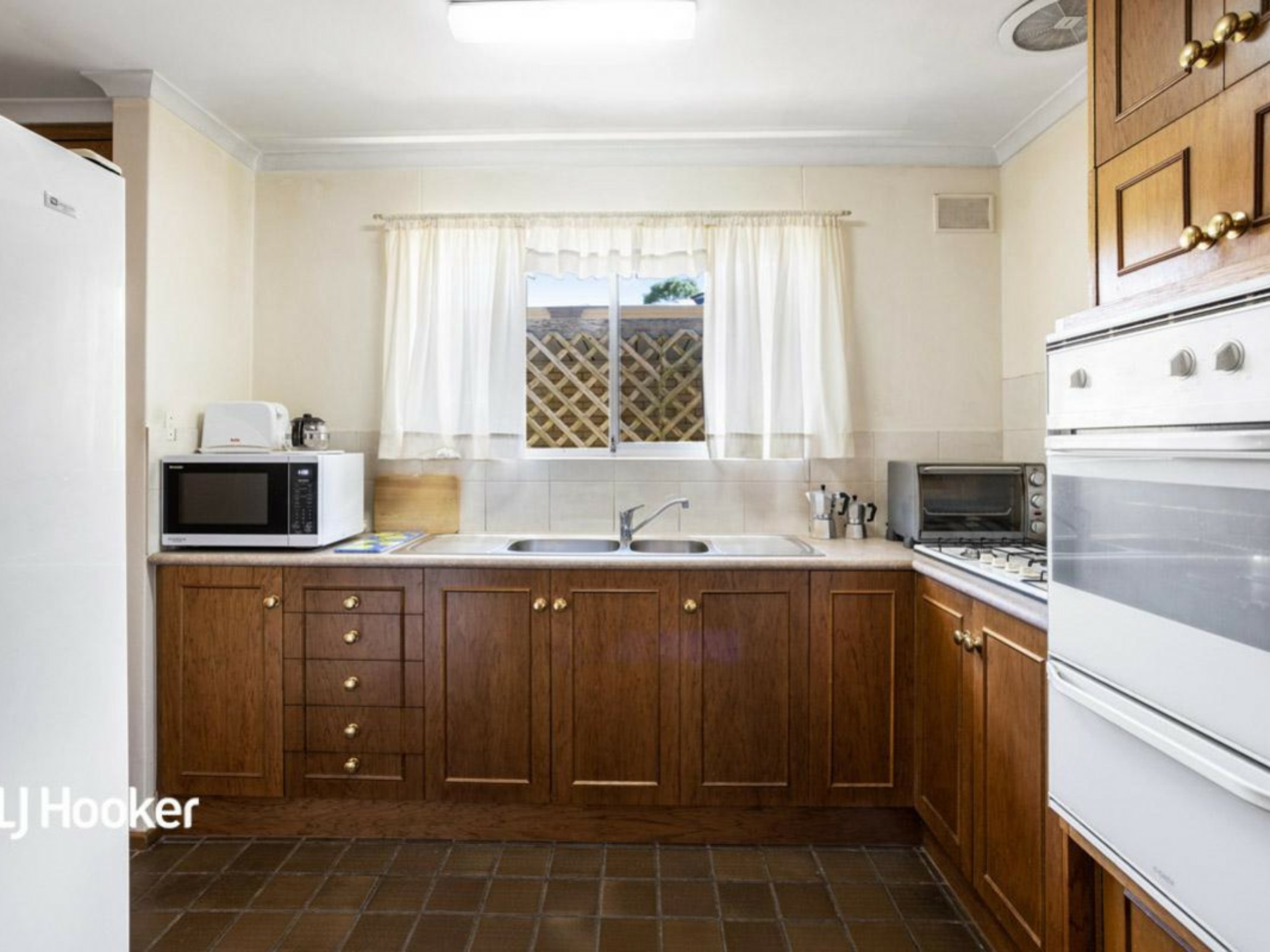 28 Hoylake Crescent, FAIRVIEW PARK