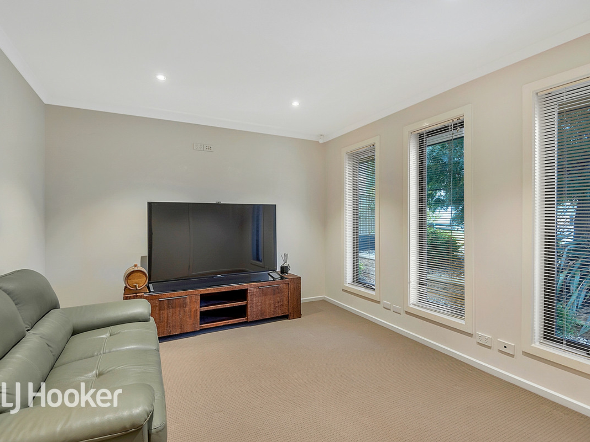 5 Hallett Road, GOLDEN GROVE