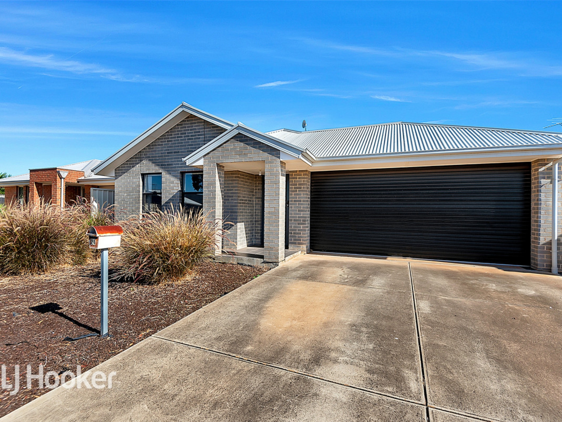 24 Neilson Court, MUNNO PARA WEST