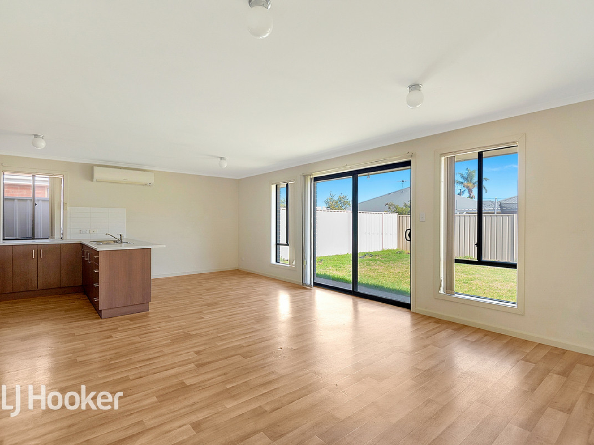 24 Neilson Court, MUNNO PARA WEST