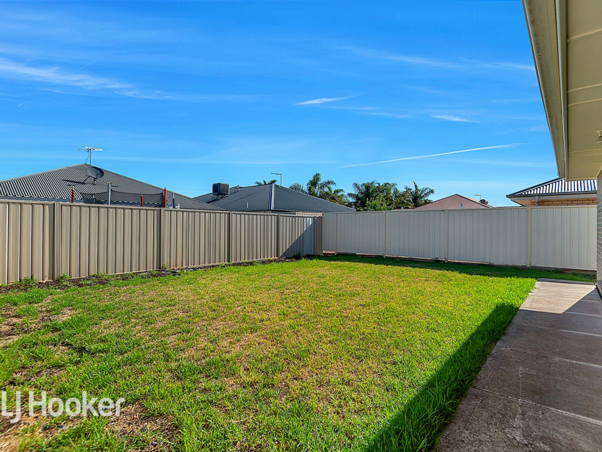 24 Neilson Court, MUNNO PARA WEST