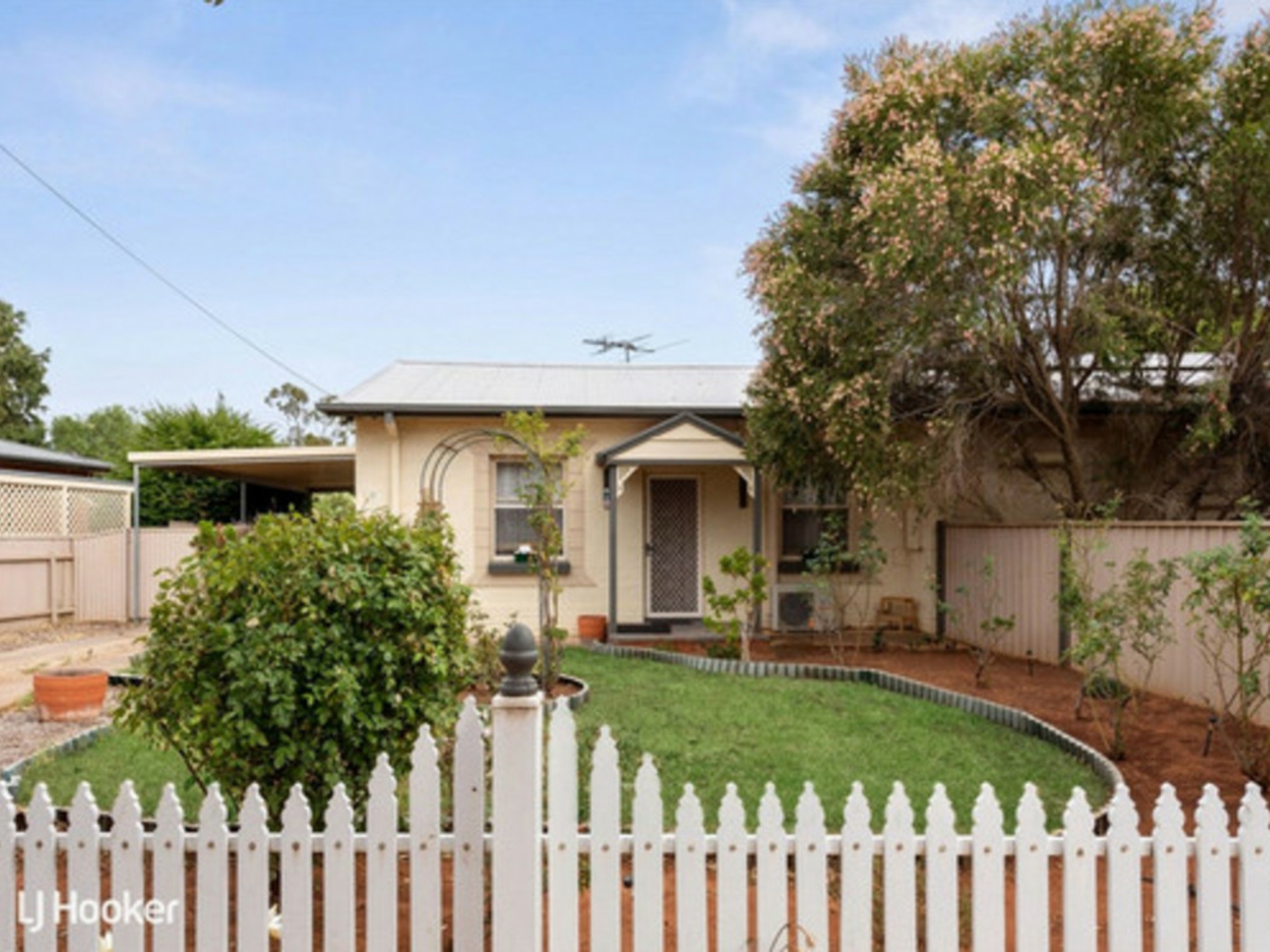 27 Old Sarum Road Elizabeth North SA