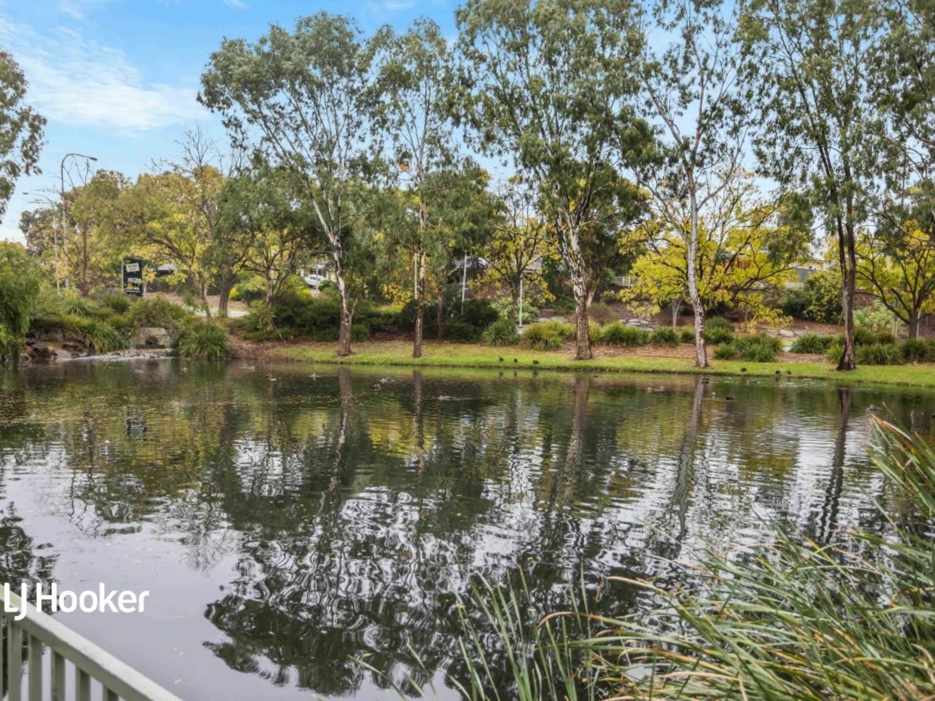 33 Braeburn Drive, GOLDEN GROVE