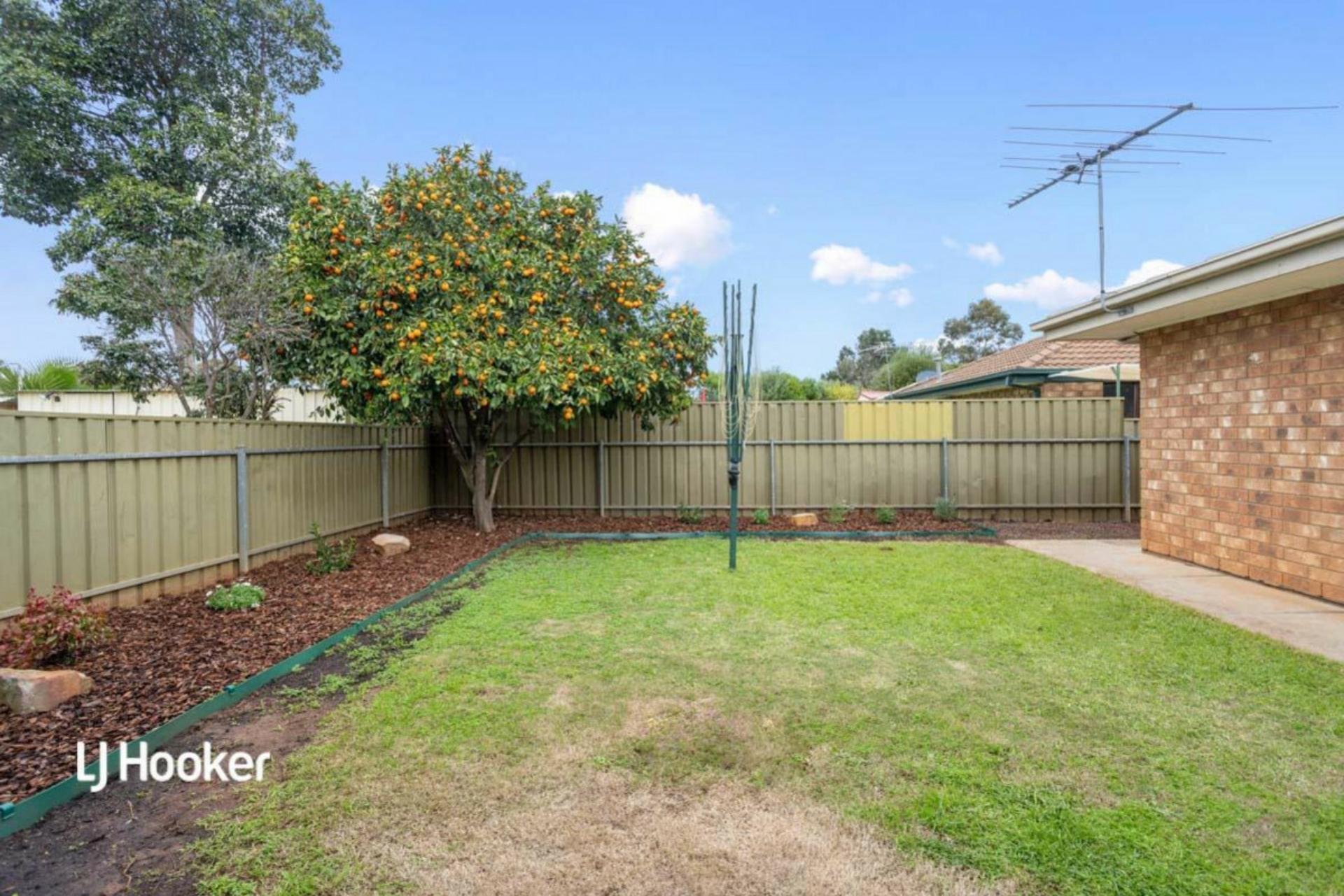 25 Leicester Grove, ANDREWS FARM