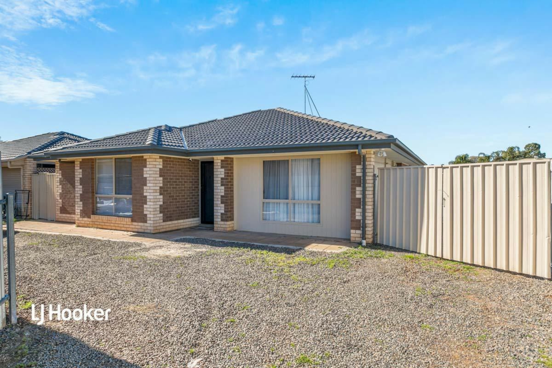 4/22-24 Donnington Road, Elizabeth North