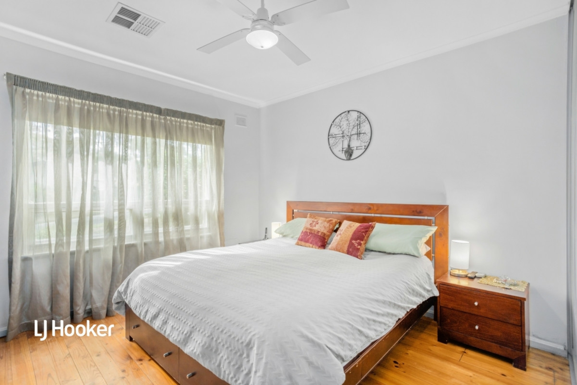 1B Launceston Avenue, BANKSIA PARK