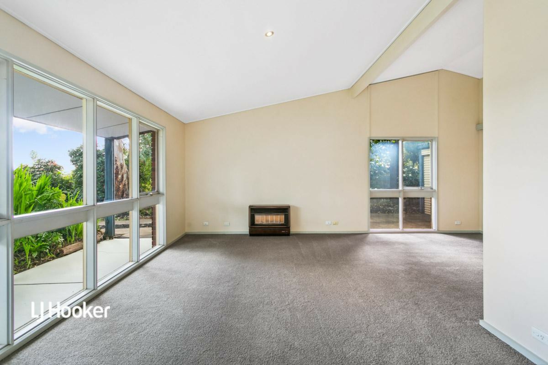 39 Kurrajong Street, SURREY DOWNS