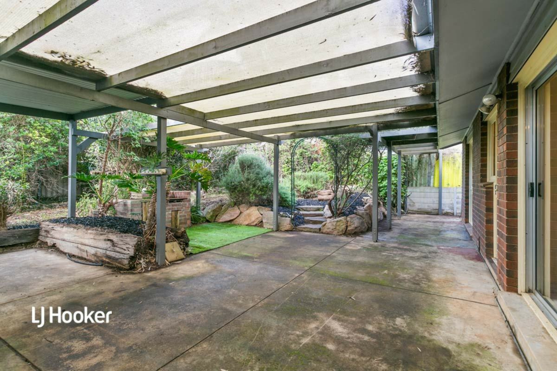39 Kurrajong Street, SURREY DOWNS