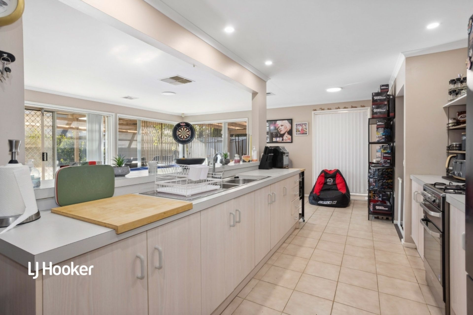 60 Fairbanks Drive, PARALOWIE