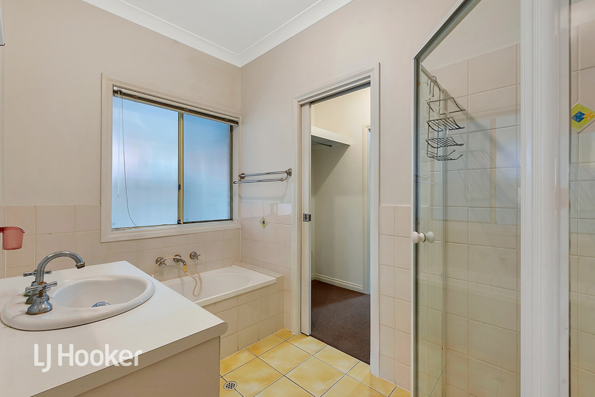 2 Elder Circuit, MAWSON LAKES