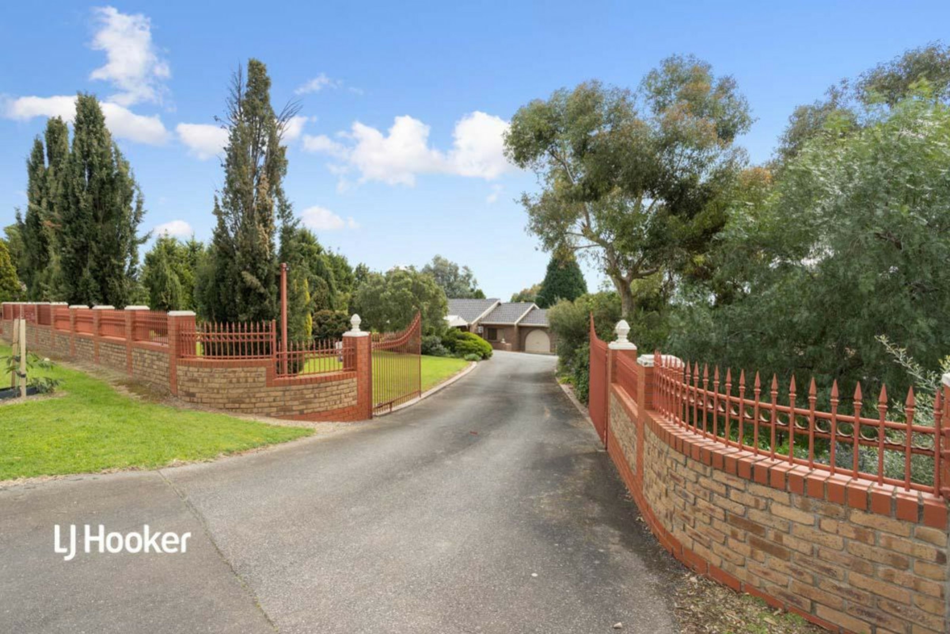 132 Green Valley Drive, GREENWITH