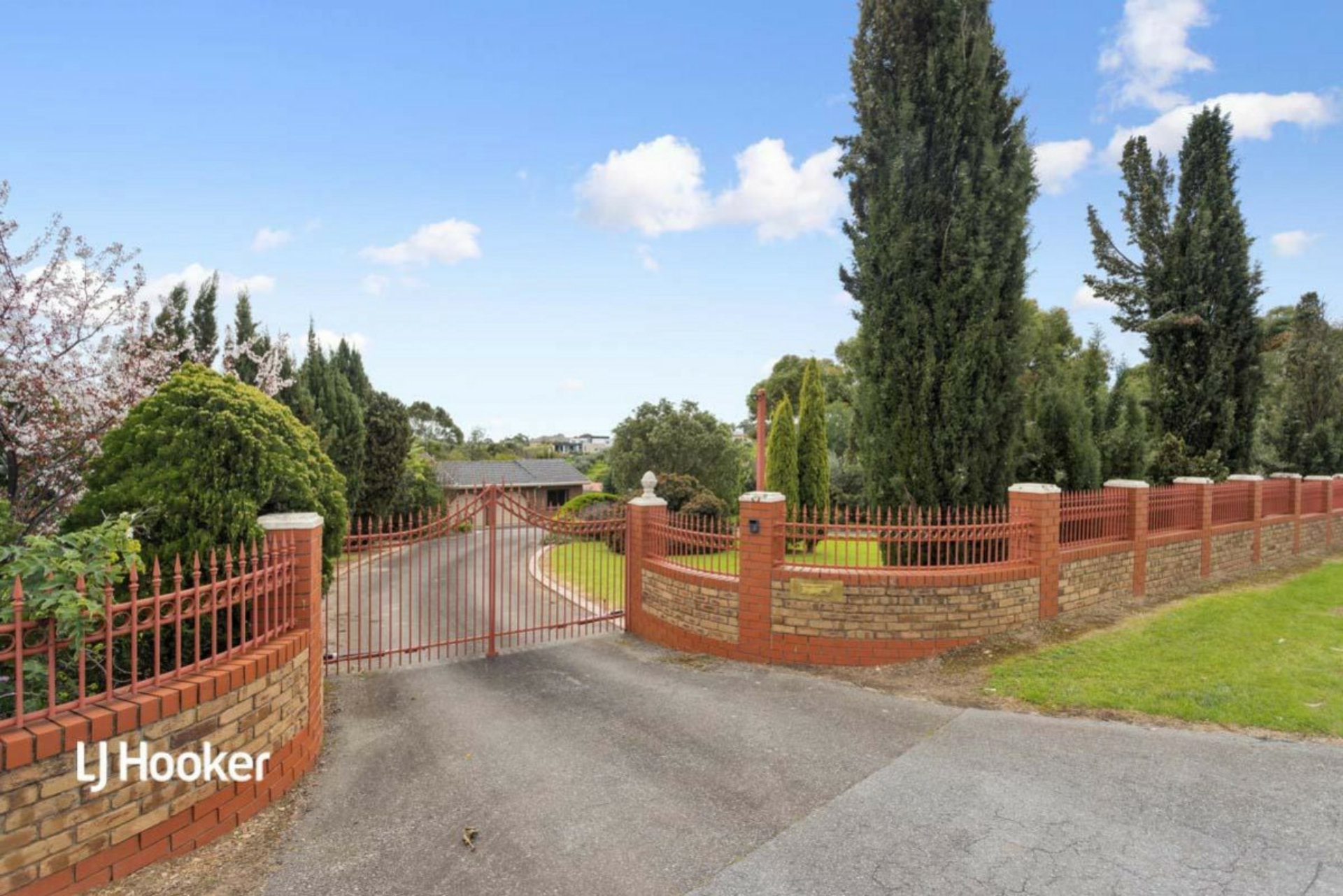 132 Green Valley Drive, GREENWITH
