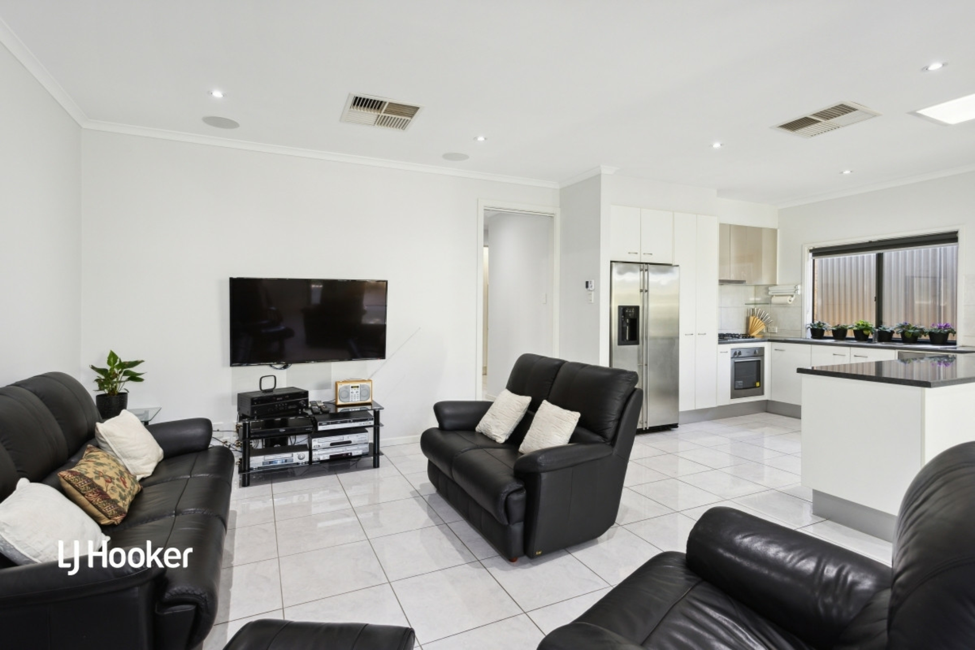 10 Stuckey Way, BLAKEVIEW