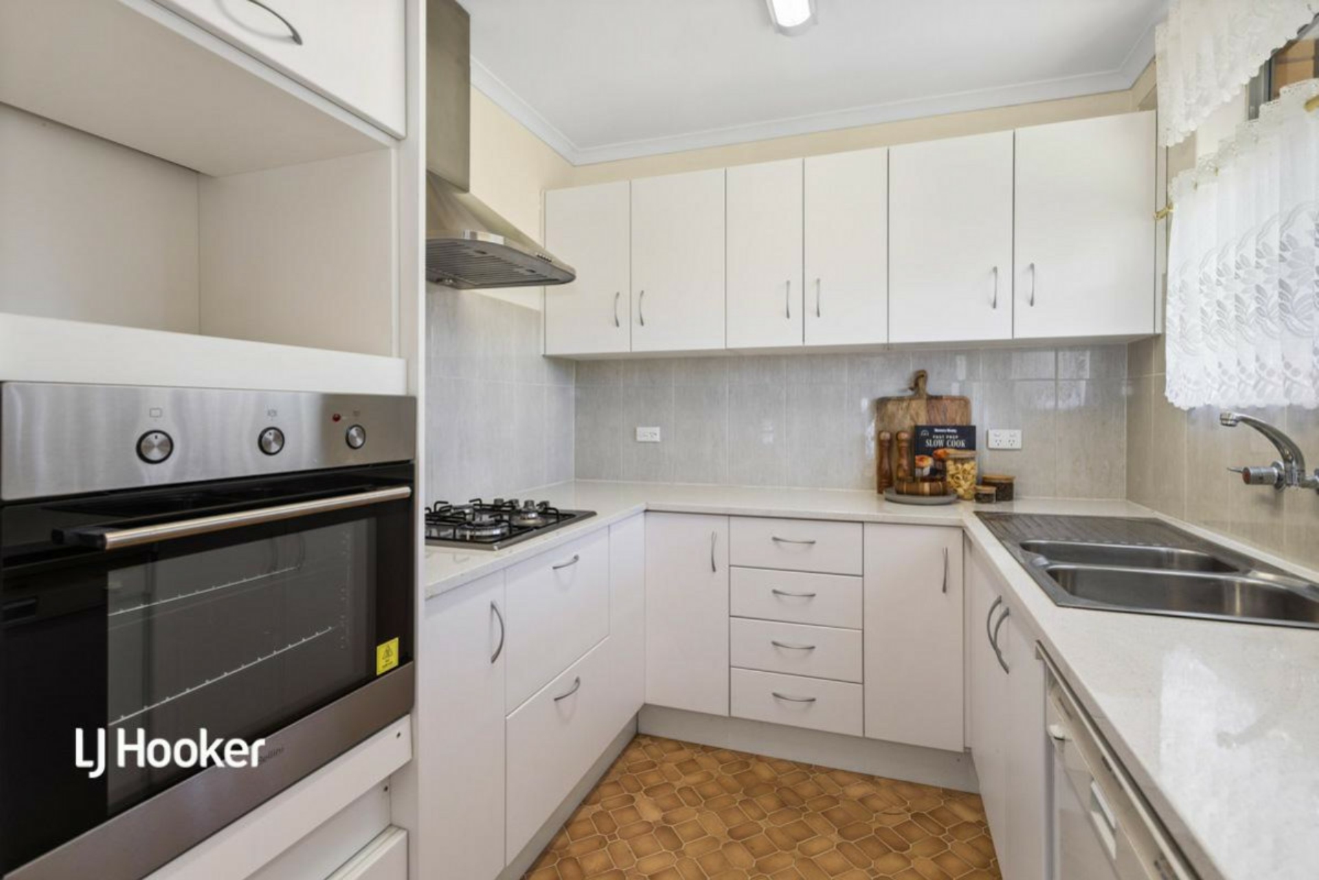 44 Saints Road, SALISBURY PARK