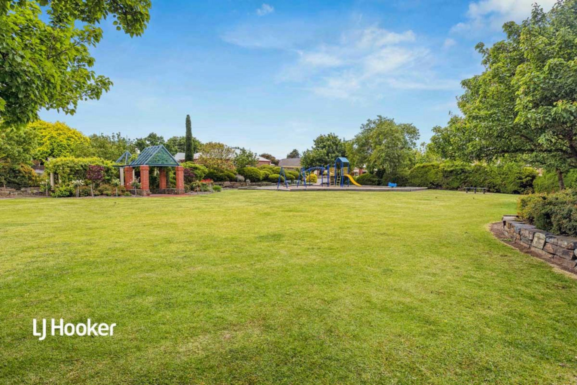 18 Chatswood Grove, GOLDEN GROVE