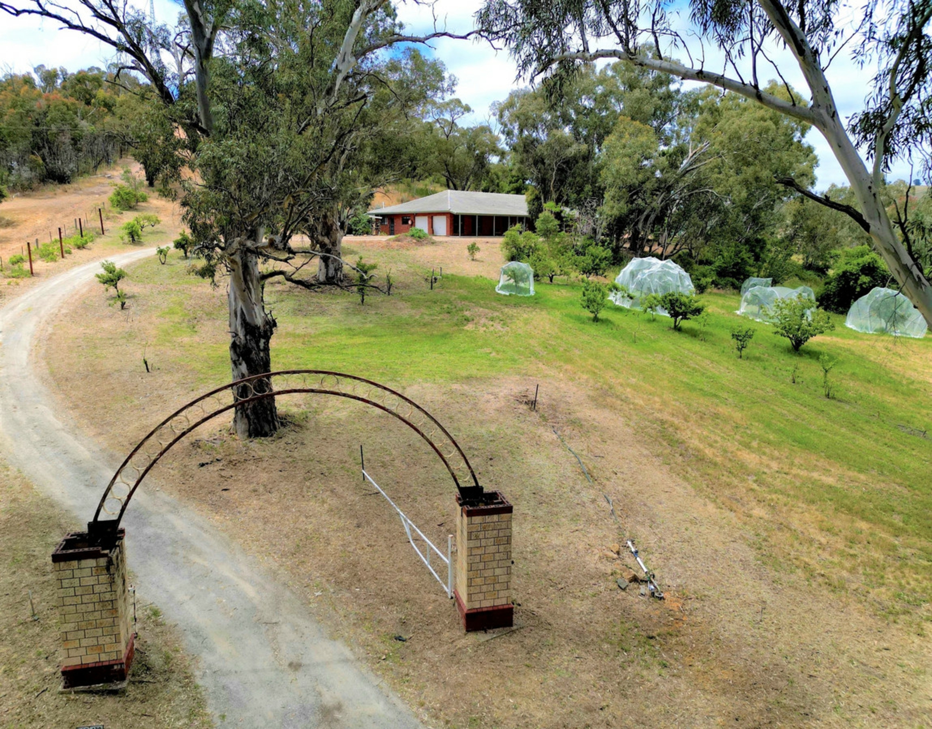 197 Tippett Road, CHAIN OF PONDS
