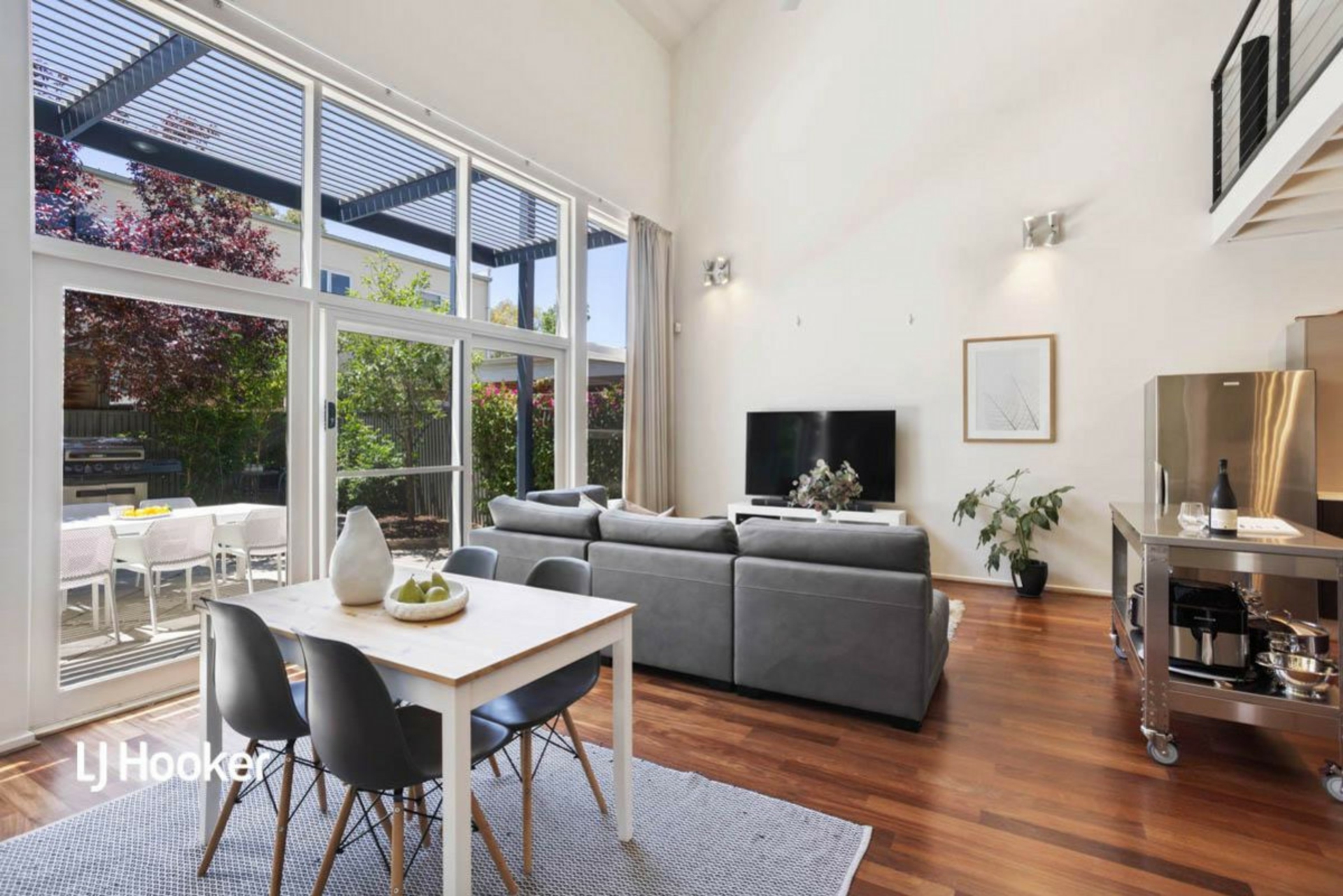 8 Warehouse Lane, MAWSON LAKES