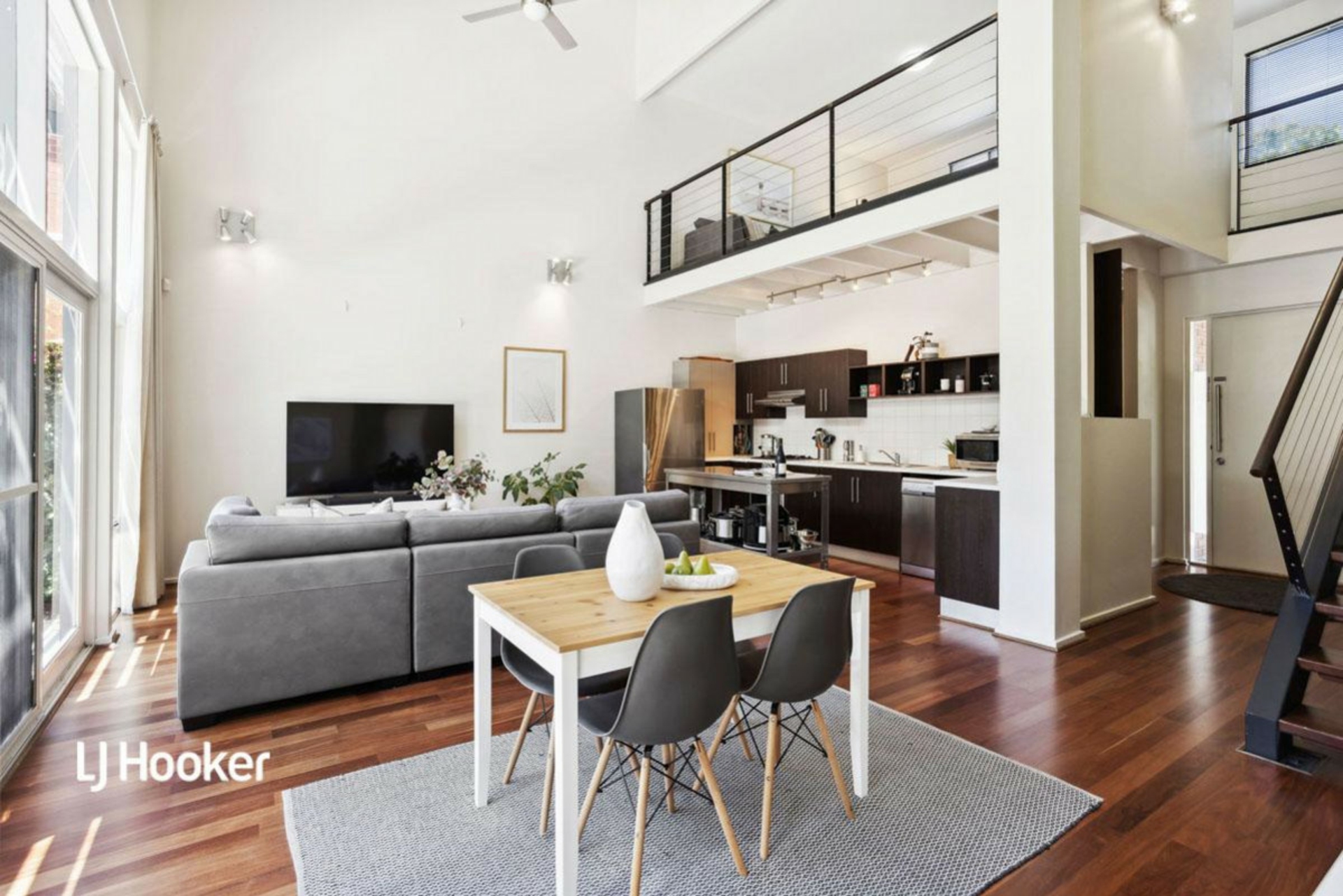 8 Warehouse Lane, MAWSON LAKES