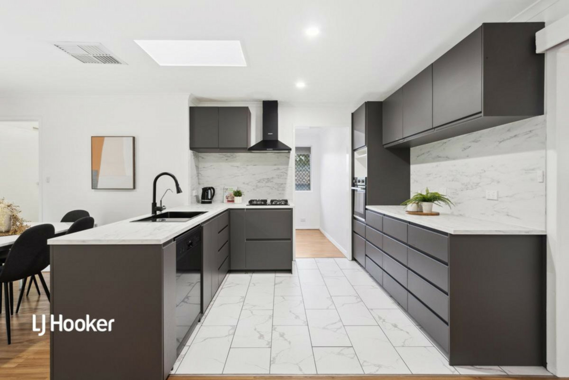 6 Homestead Drive, HILLBANK