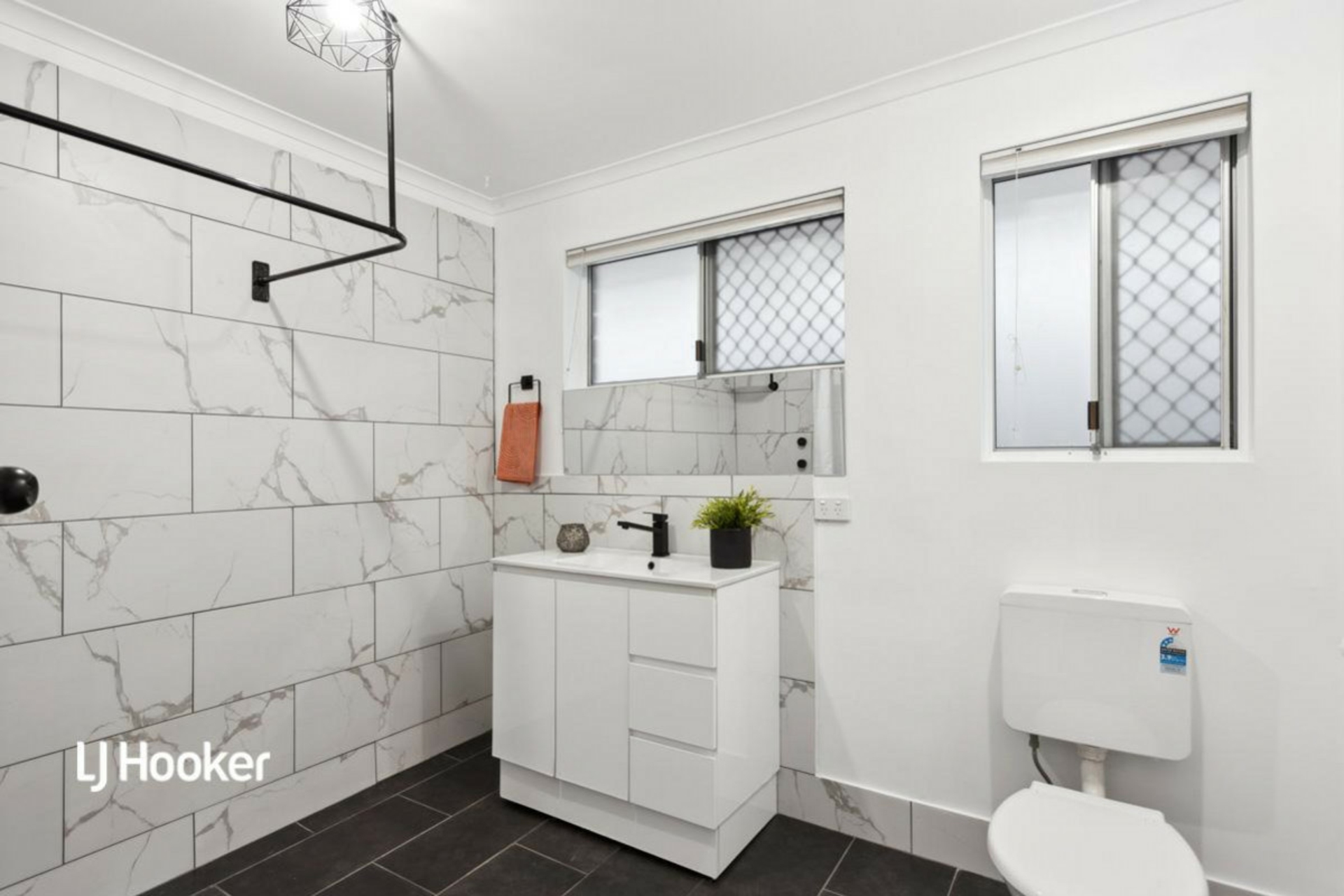 6 Homestead Drive, HILLBANK