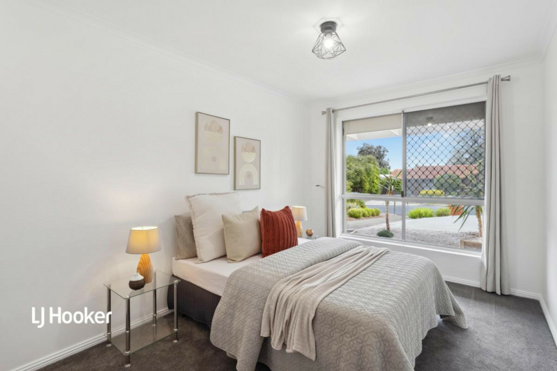 6 Homestead Drive, HILLBANK