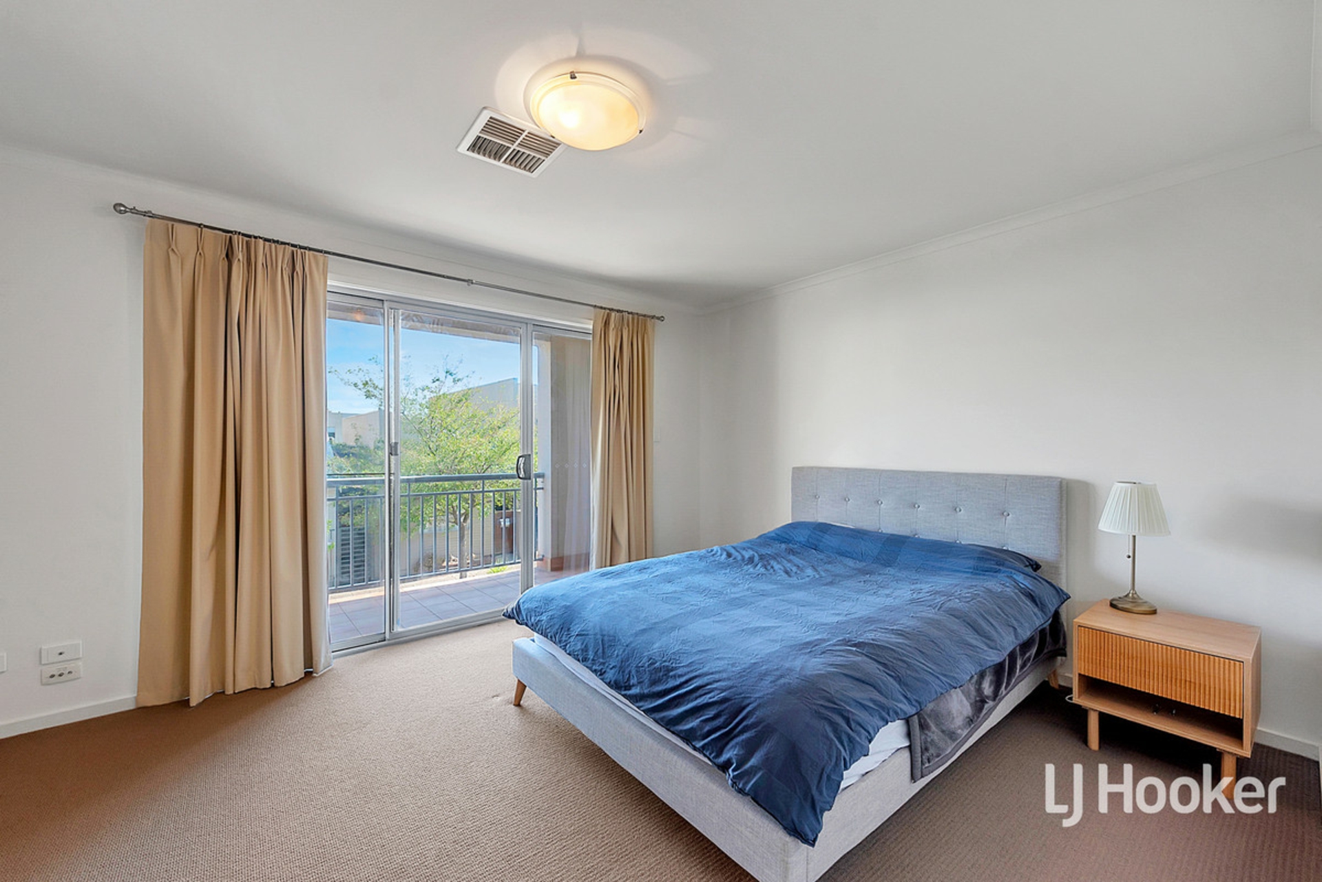 54 MacMillan Avenue, MAWSON LAKES