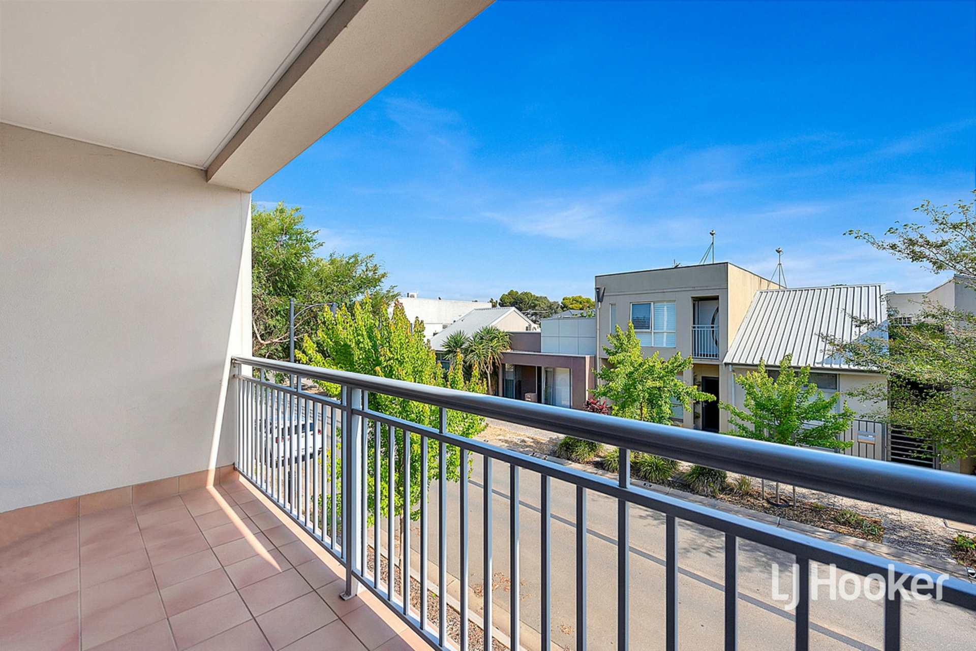 54 MacMillan Avenue, MAWSON LAKES